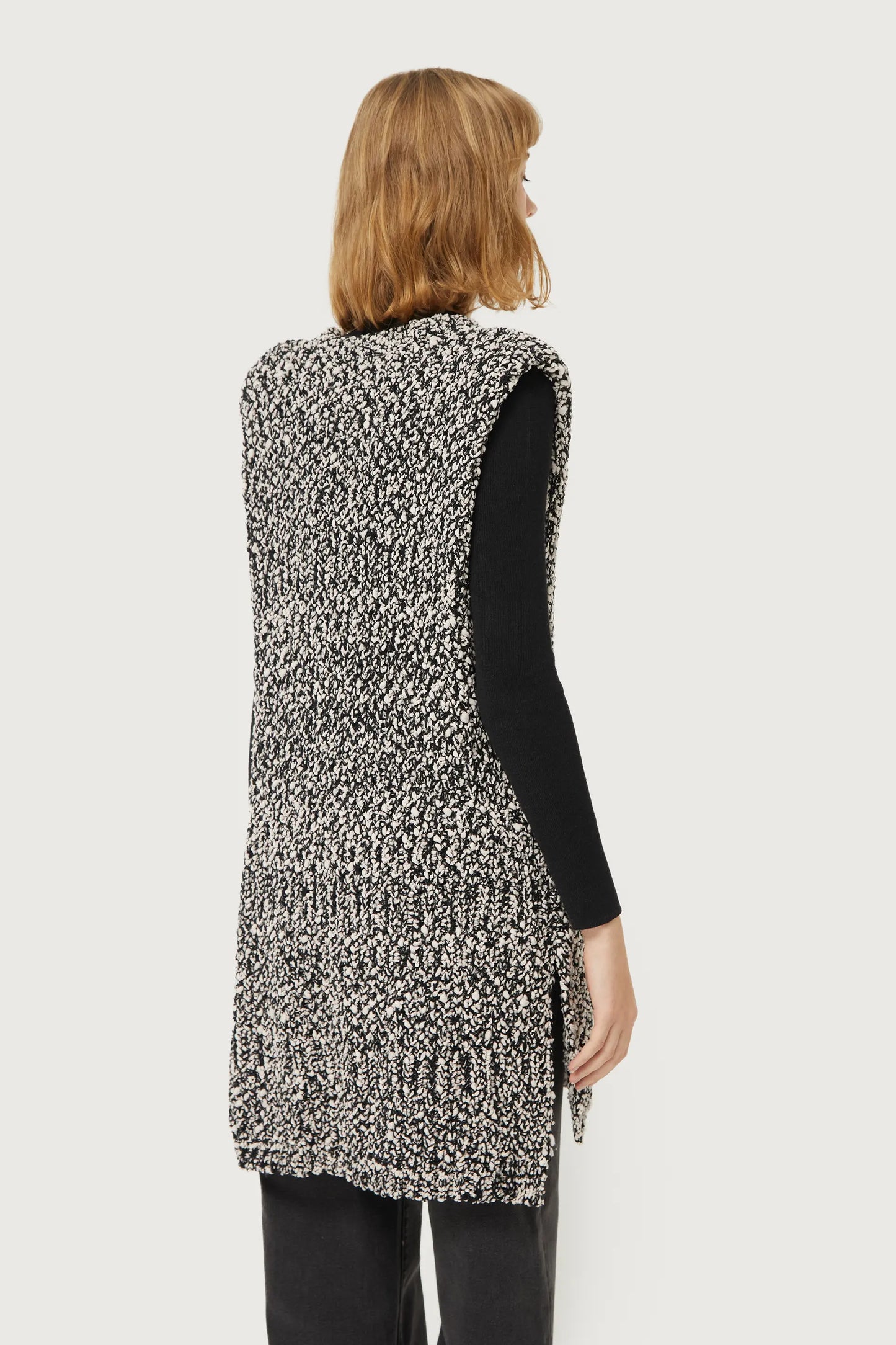 Chaleco de punto grueso blanco y negro