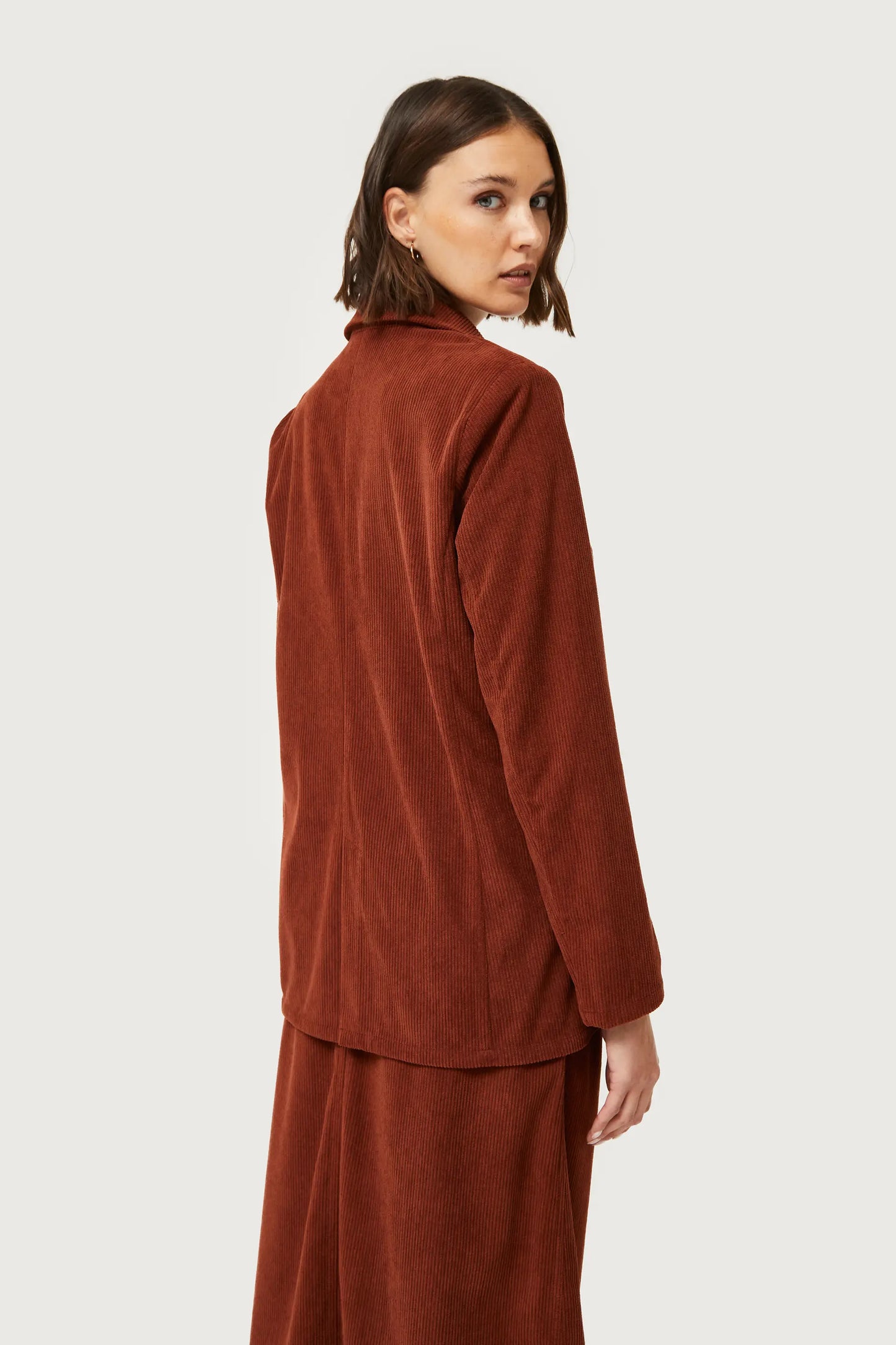 Blazer de pana marrón