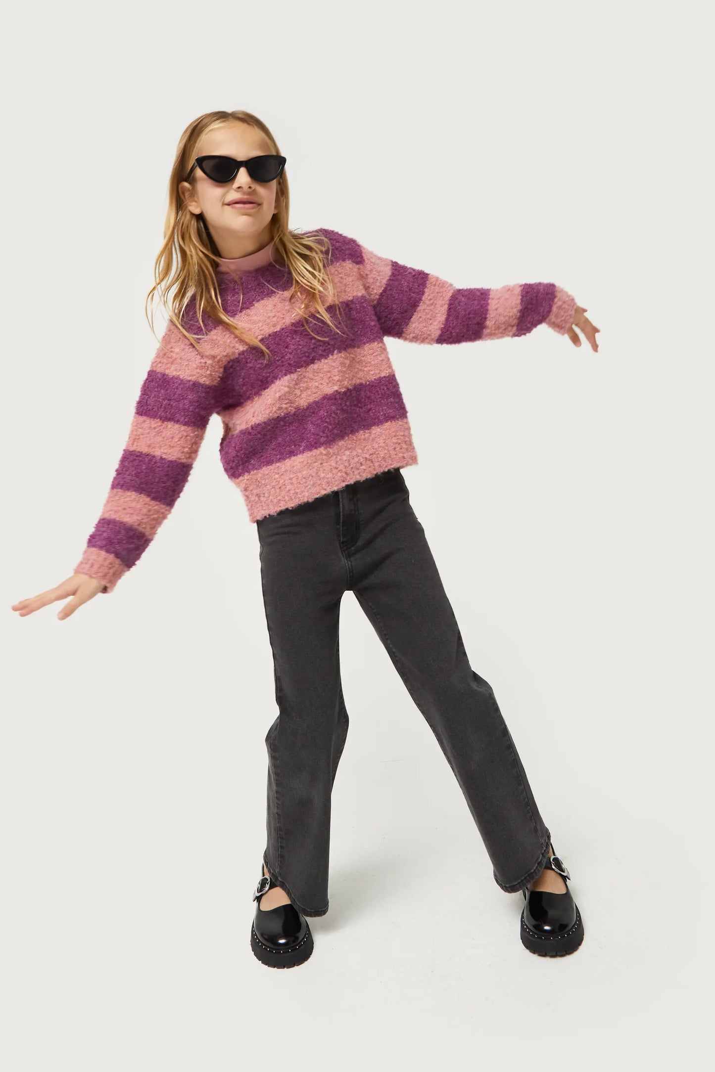 Jeans largos de niña rectos negros