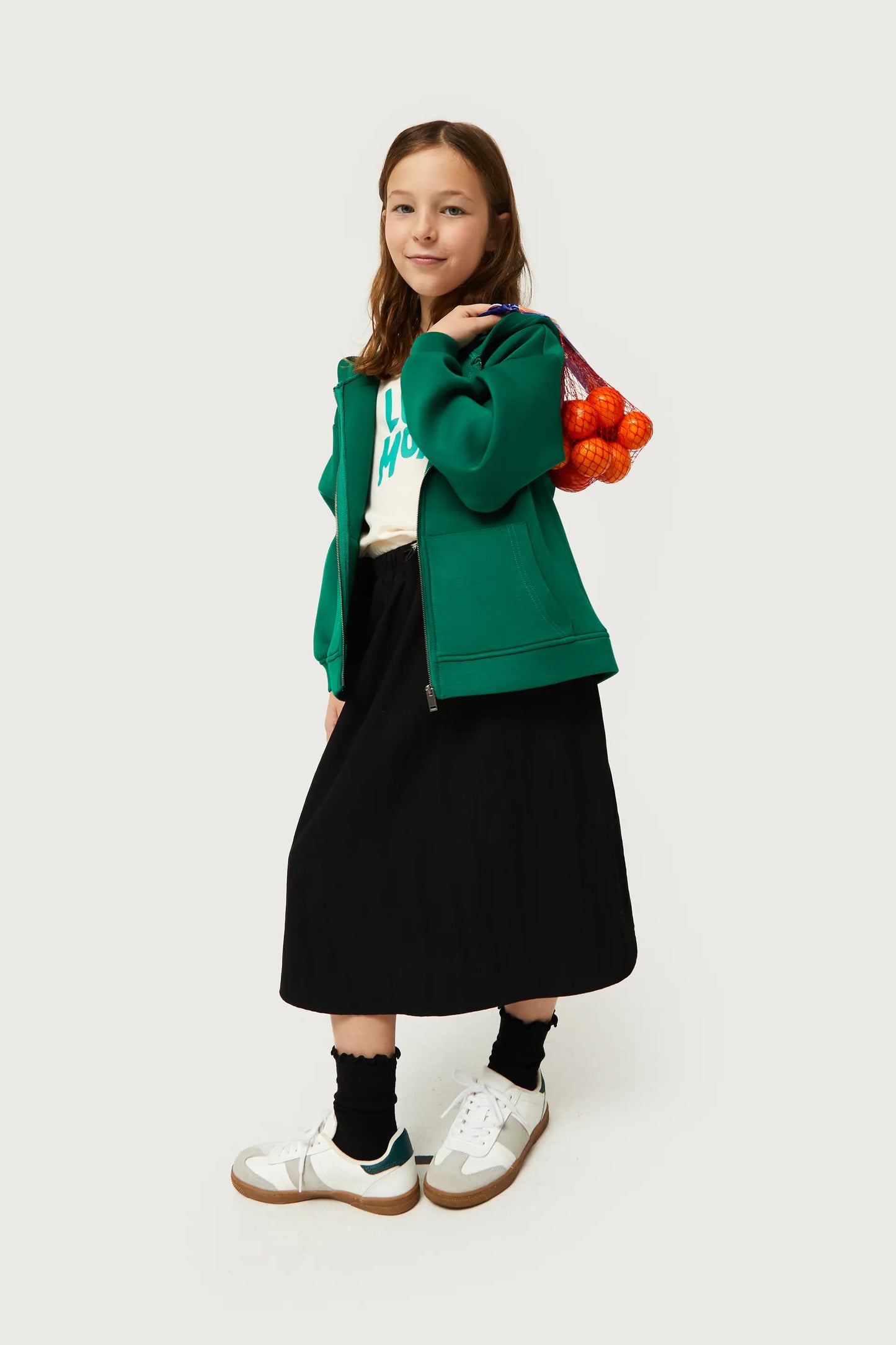 Sudadera de niña con capucha verde