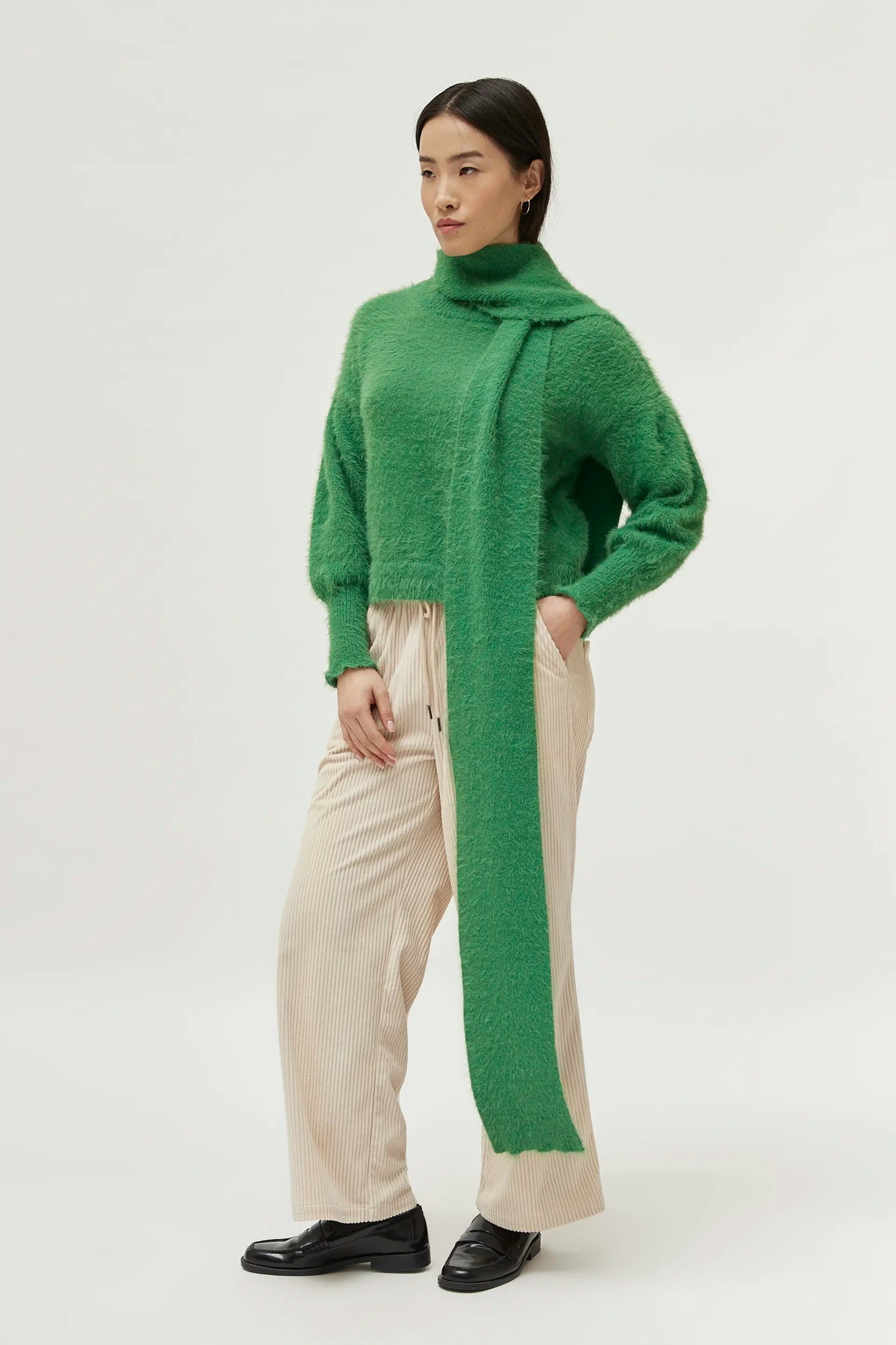 Bufanda de punto con textura verde