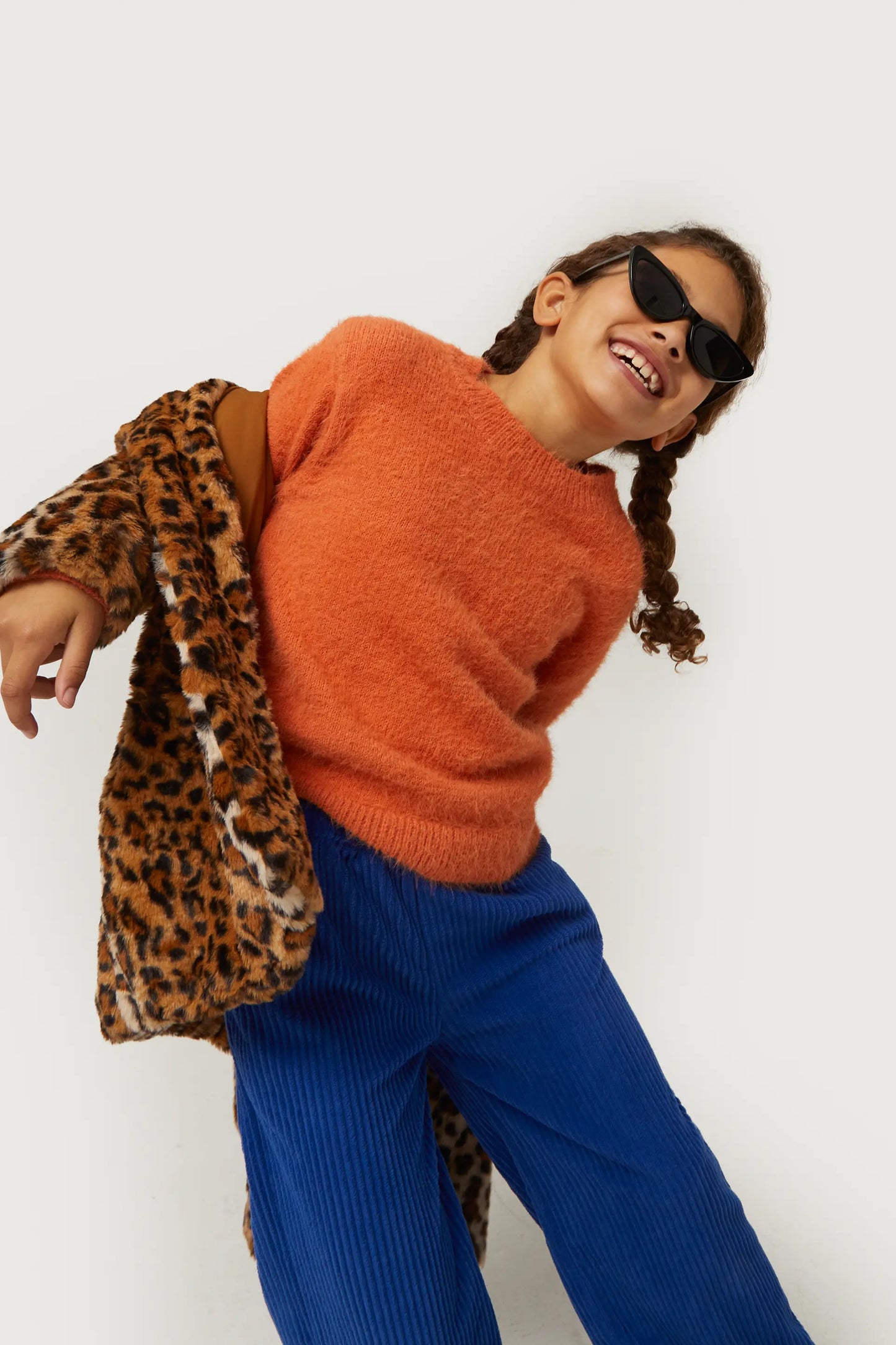 Abrigo de niña de pelo estampado de leopardo