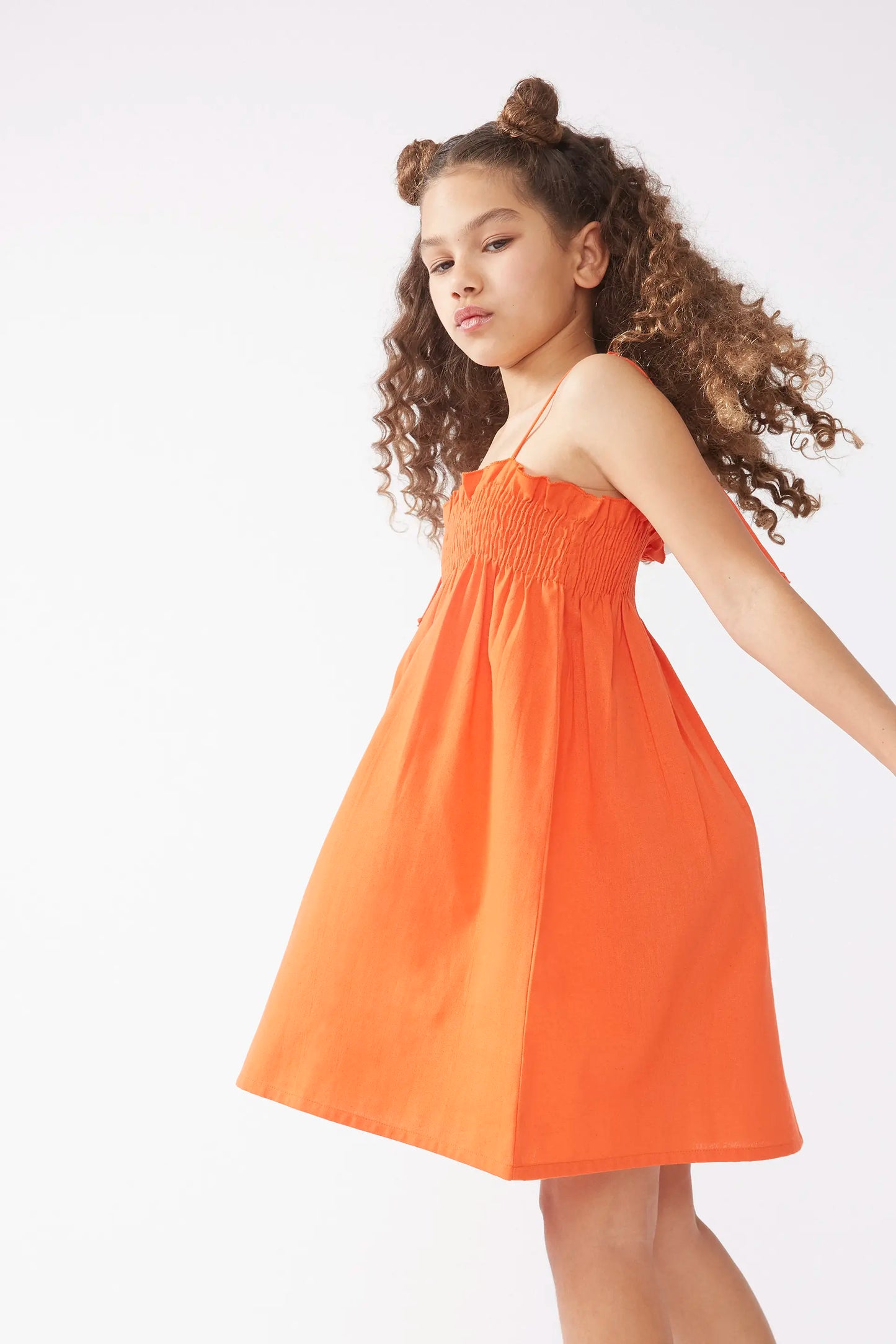 Vestido corto de niña tirantes naranja