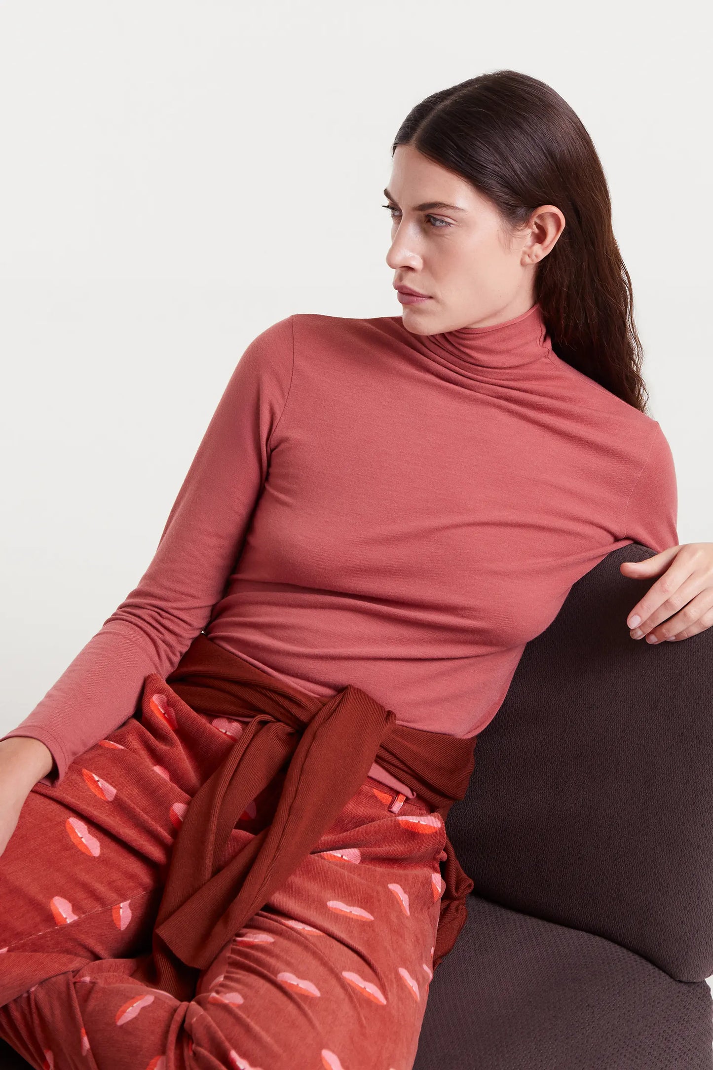 Terracotta high-neck T-shirt