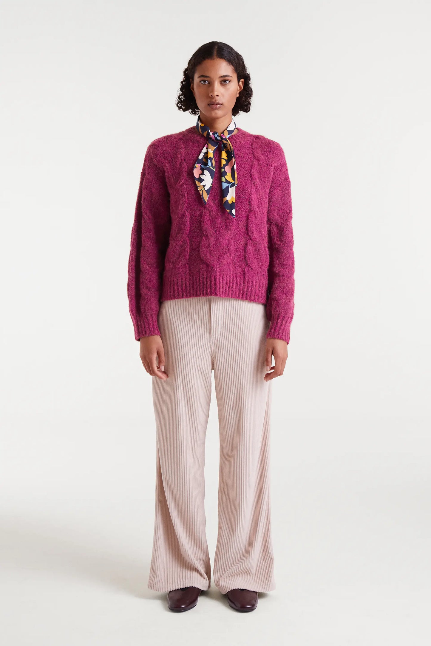 Maglione fucsia a maglia a catena