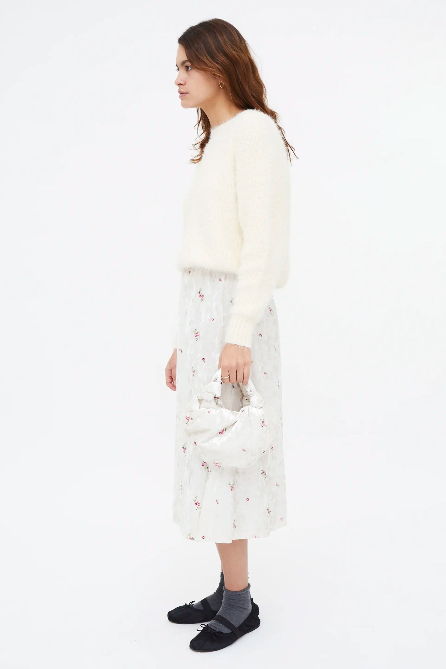 Velvet midi skirt with floral embroidery