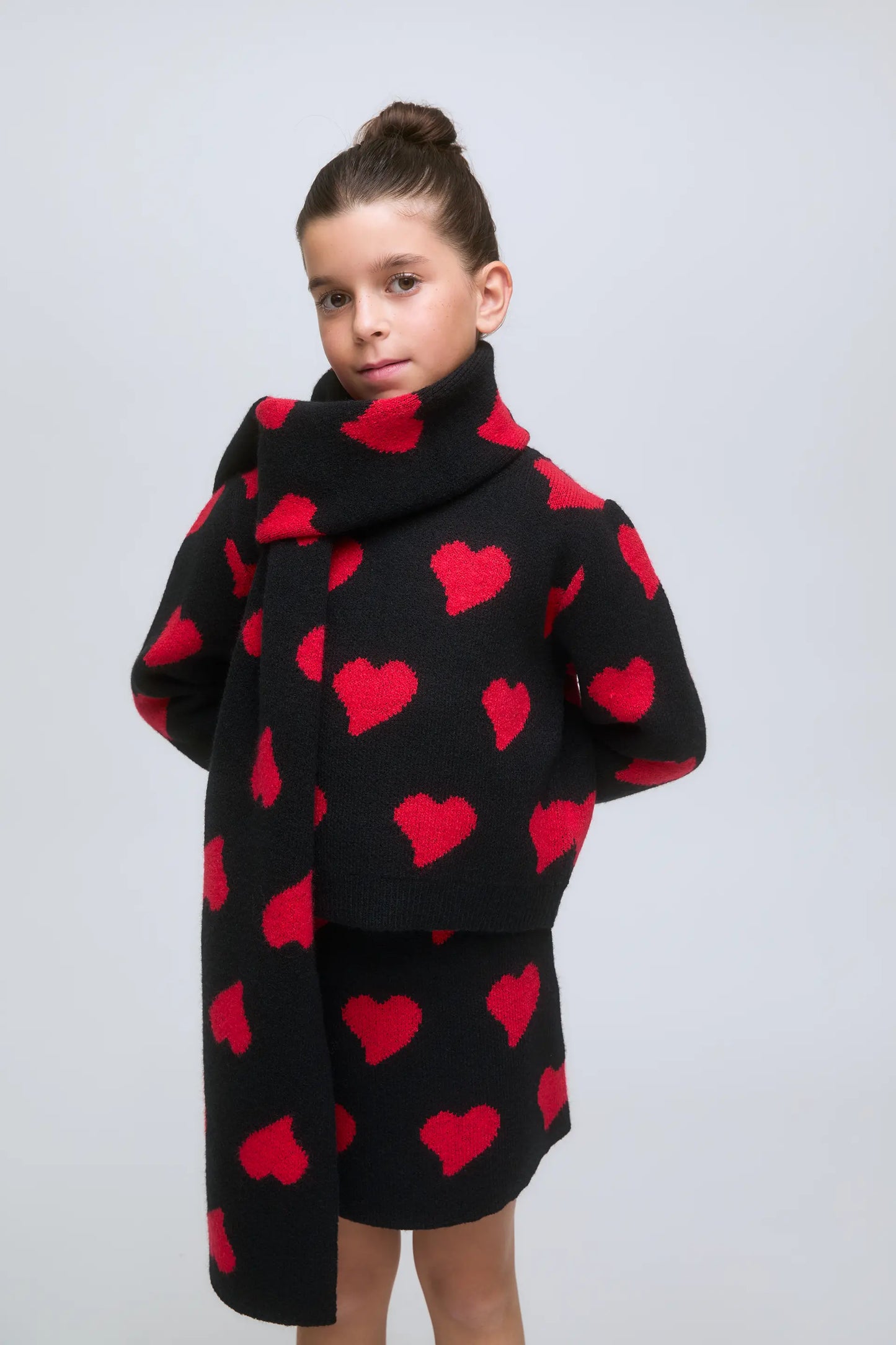 Gonna nera in maglia con cuori rossi Heart Attack.