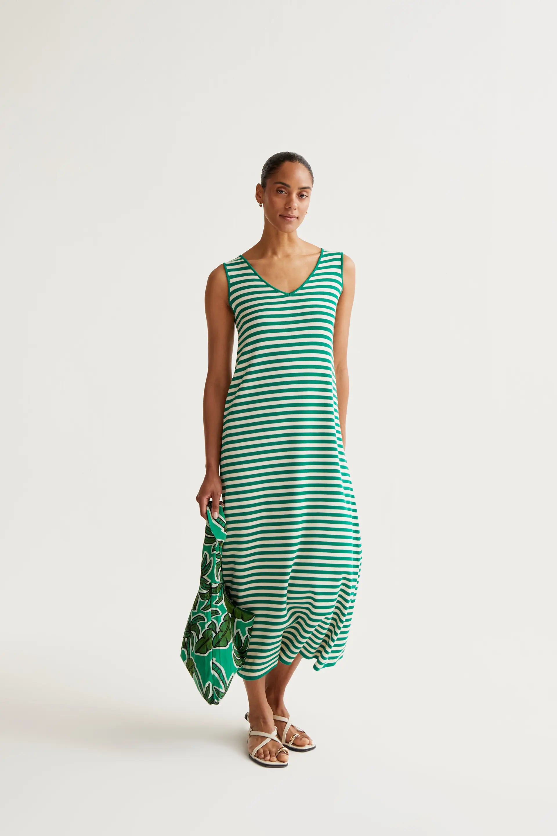Long knitted dress with white and green striped print