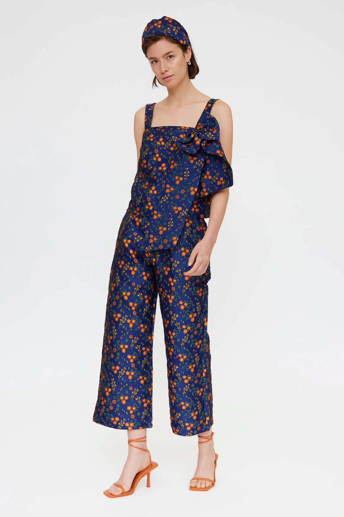 Top con stampa jacquard a fiori