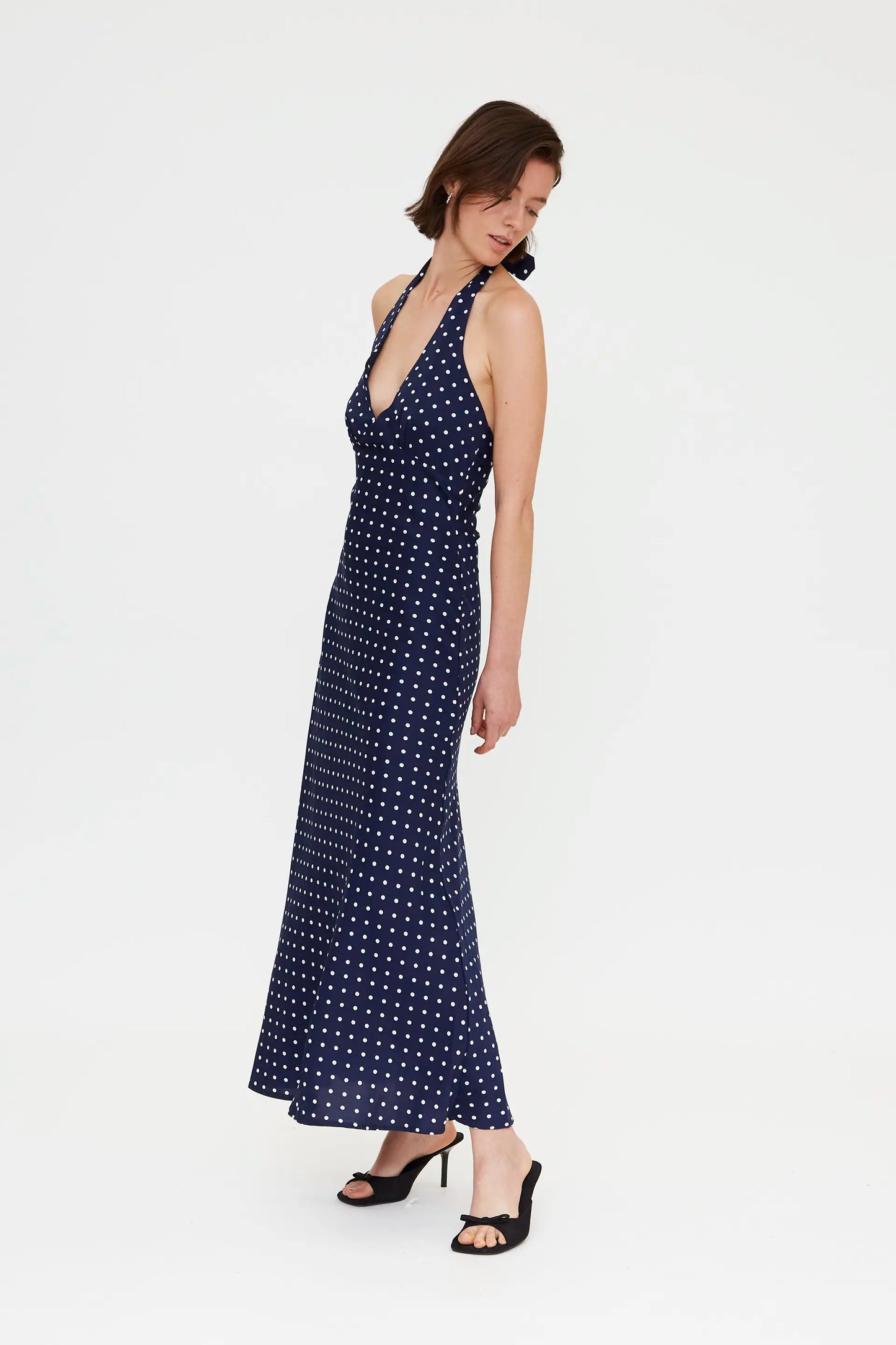 Abito midi blu navy con stampa a pois