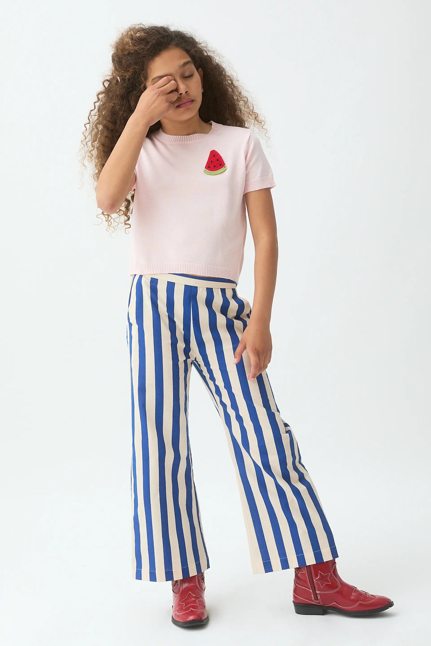 Top de punto con bordado de sandía