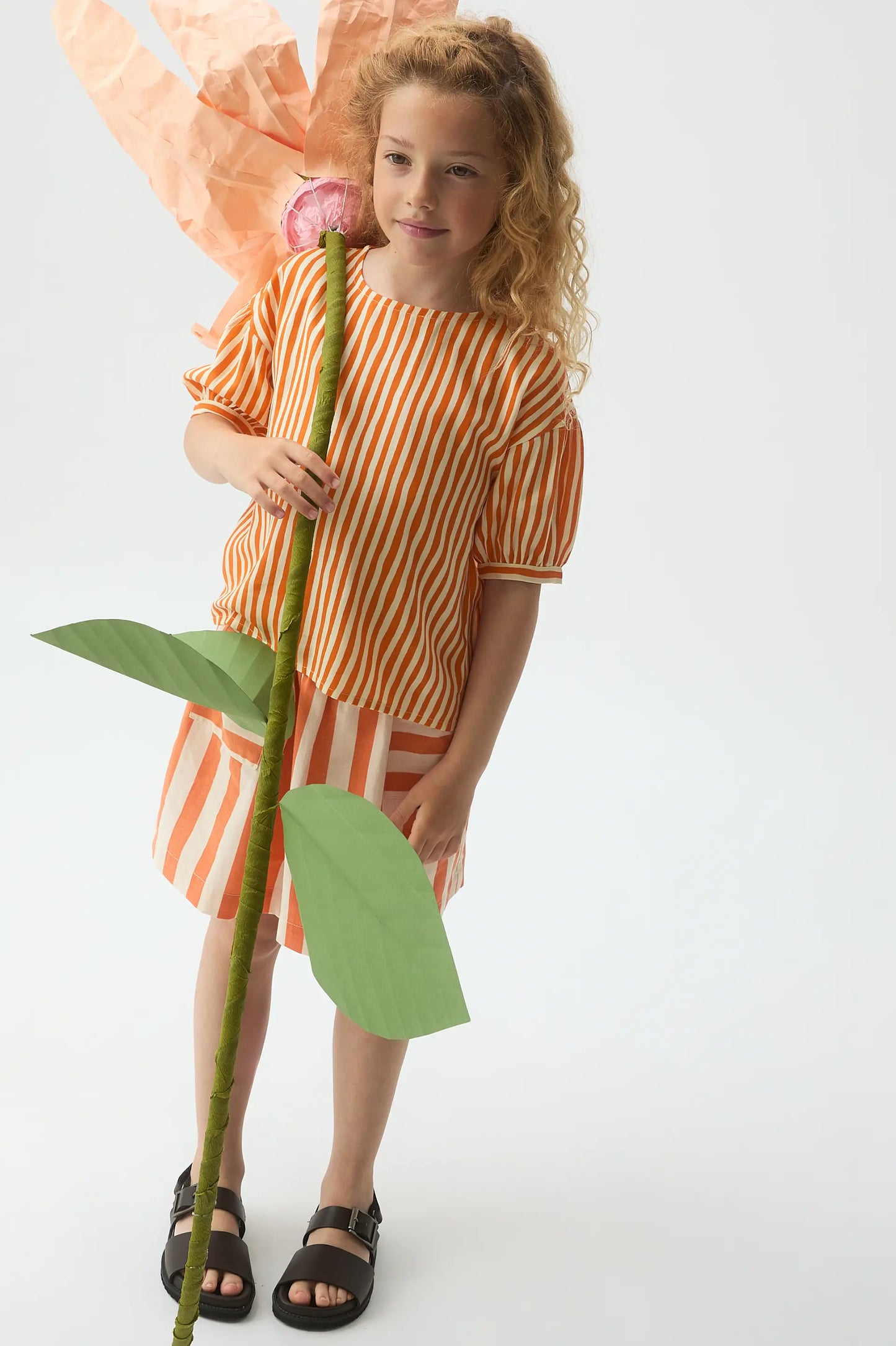 Top da bambina con stampa Lavagna arancione