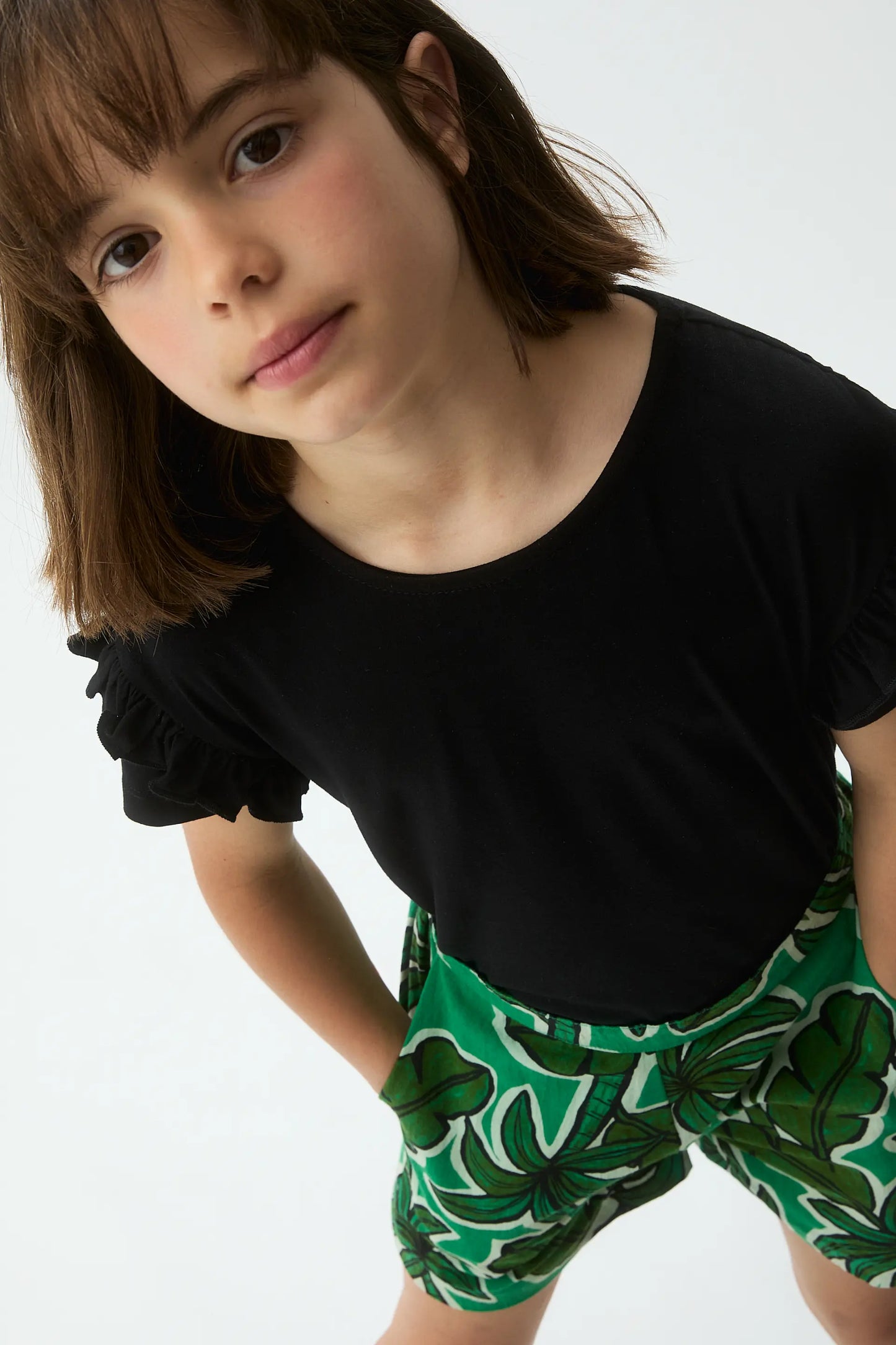 Camiseta básica de niña color negro