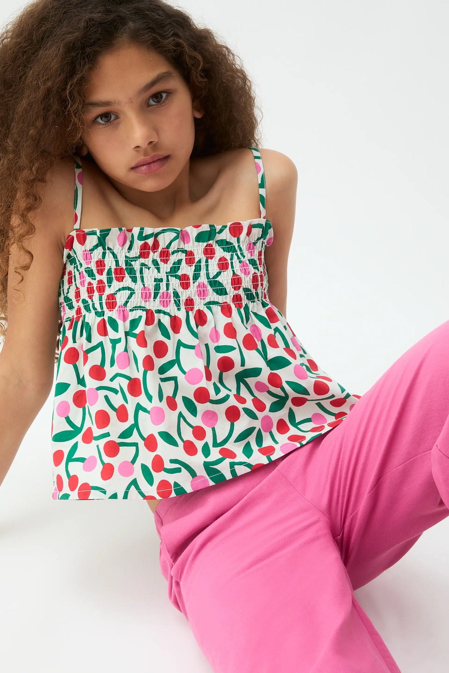 Girl's top with burgundy print