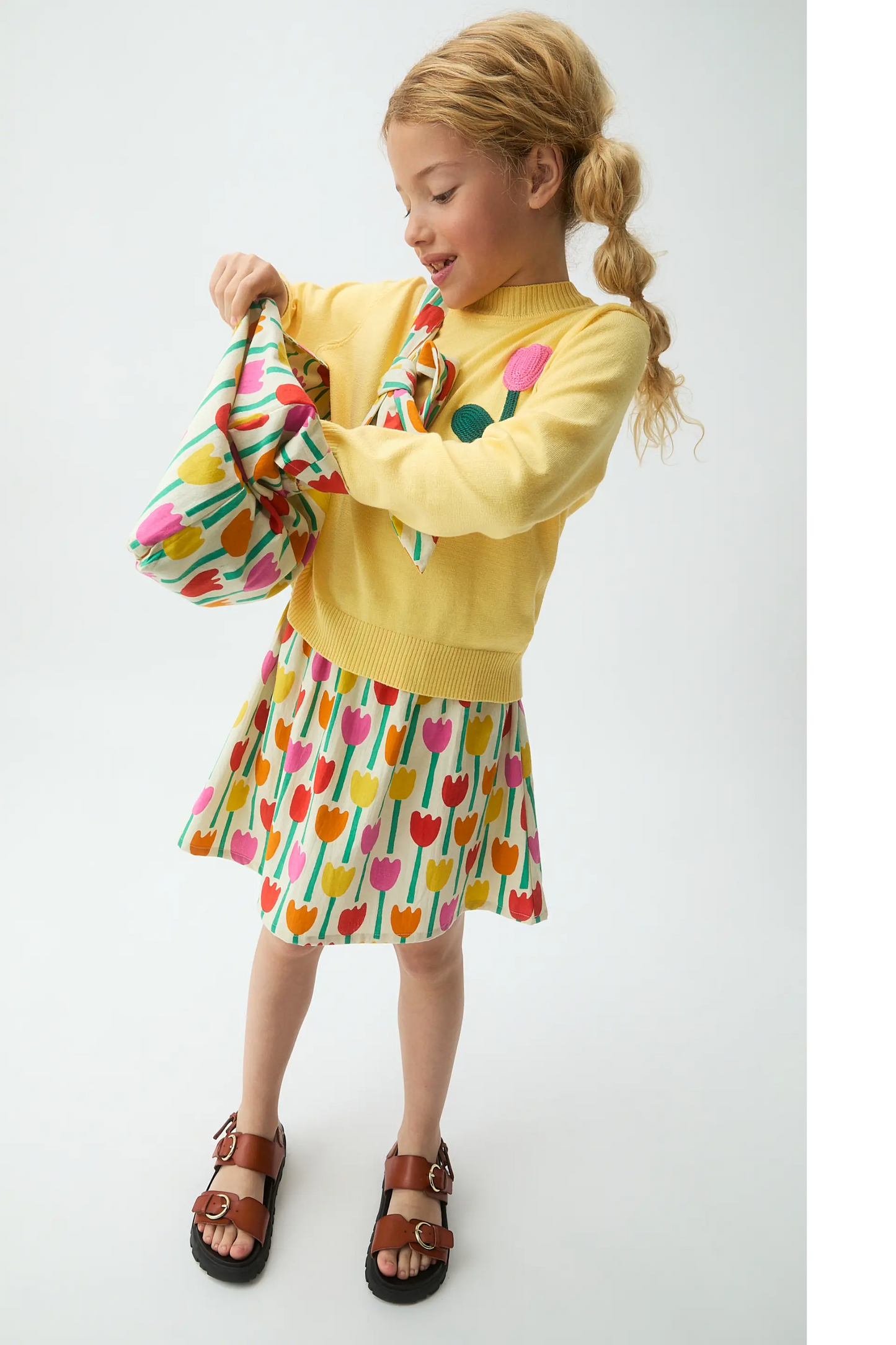 Girls' short skirt with tulip print