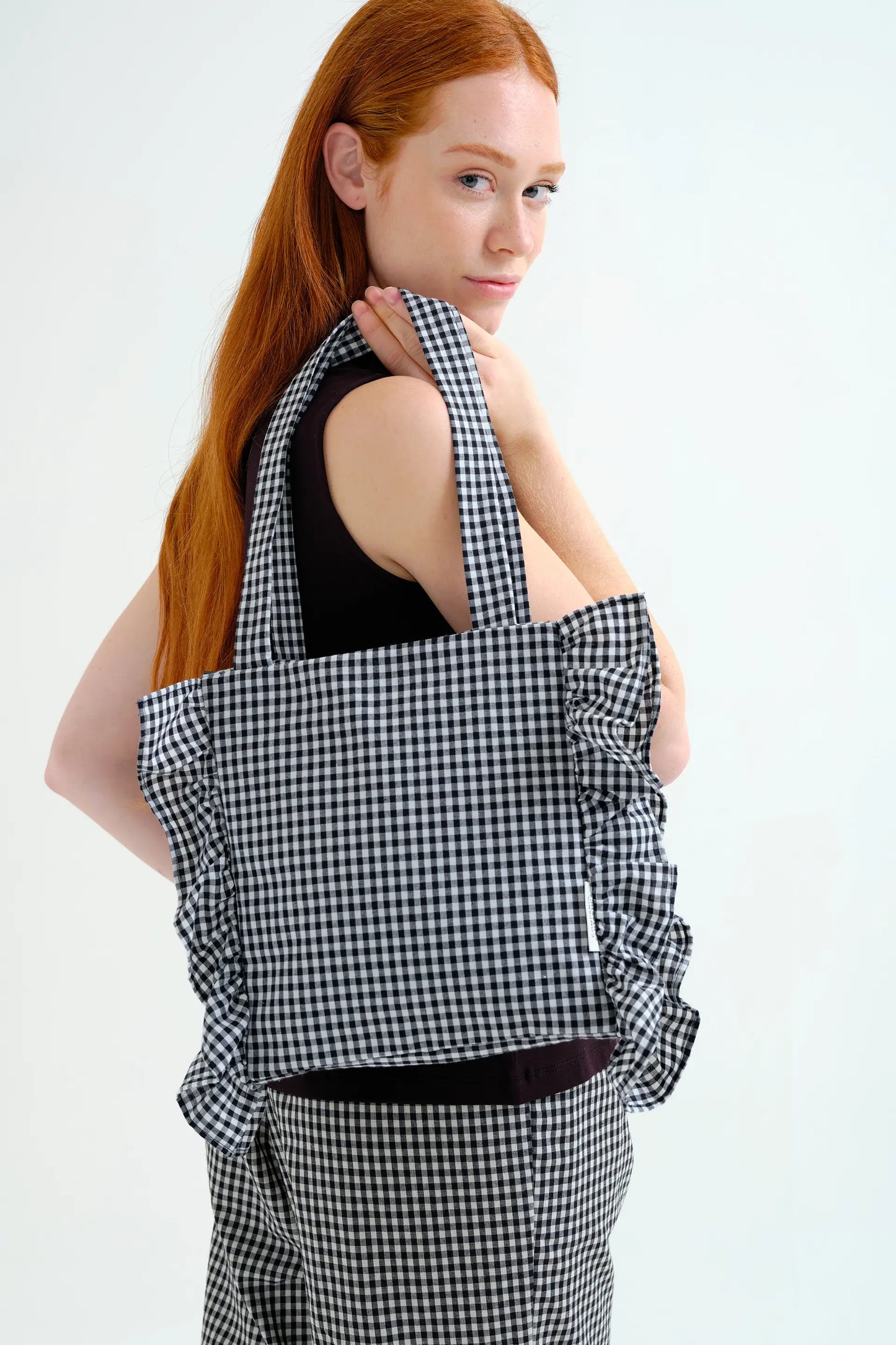 Bolso de cuadros vichy negro