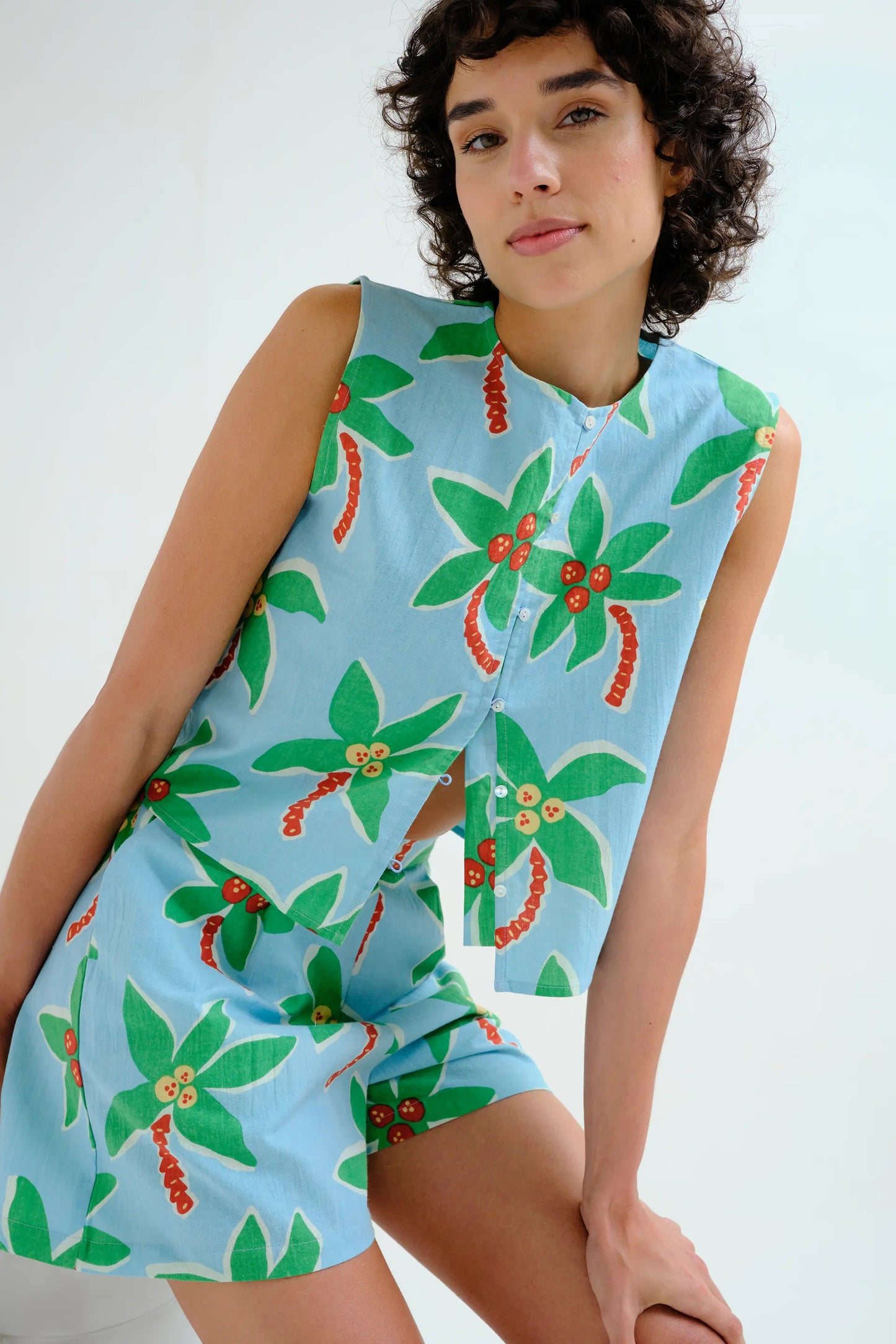 Big Coconut Print Shorts