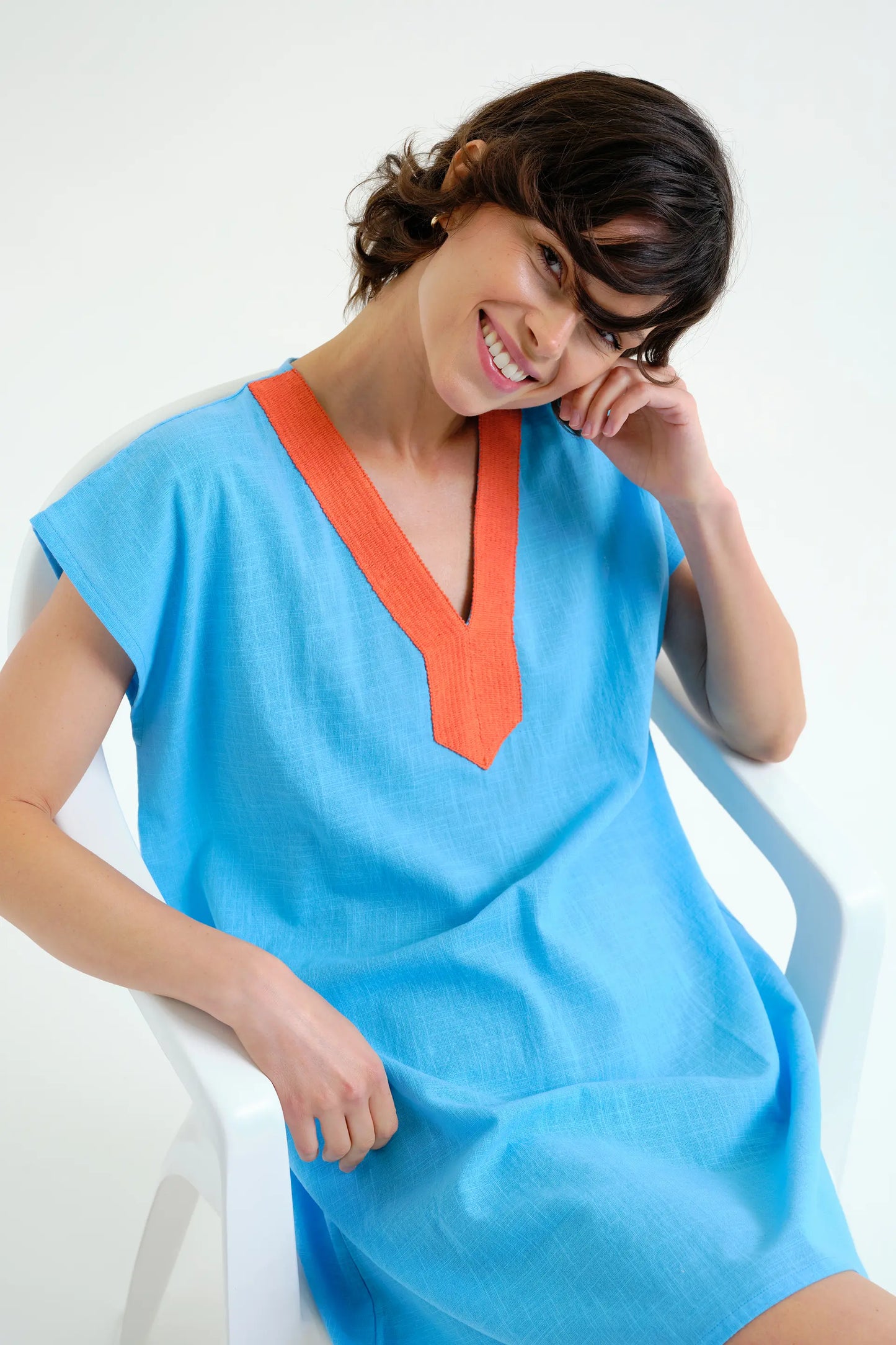 Short blue kaftan with orange neckline