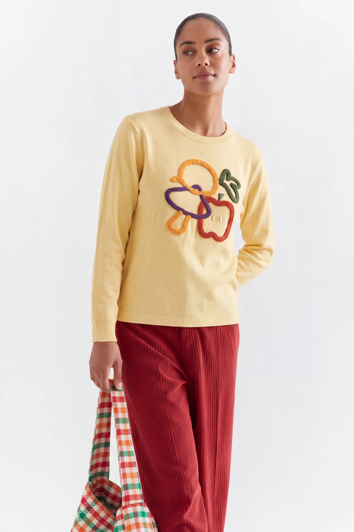 Camiseta de mujer 100% algodón amarillo con bordado de vegetales