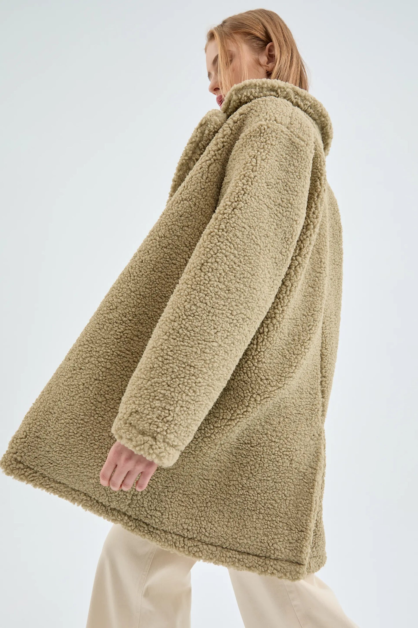 Short green shearling coat