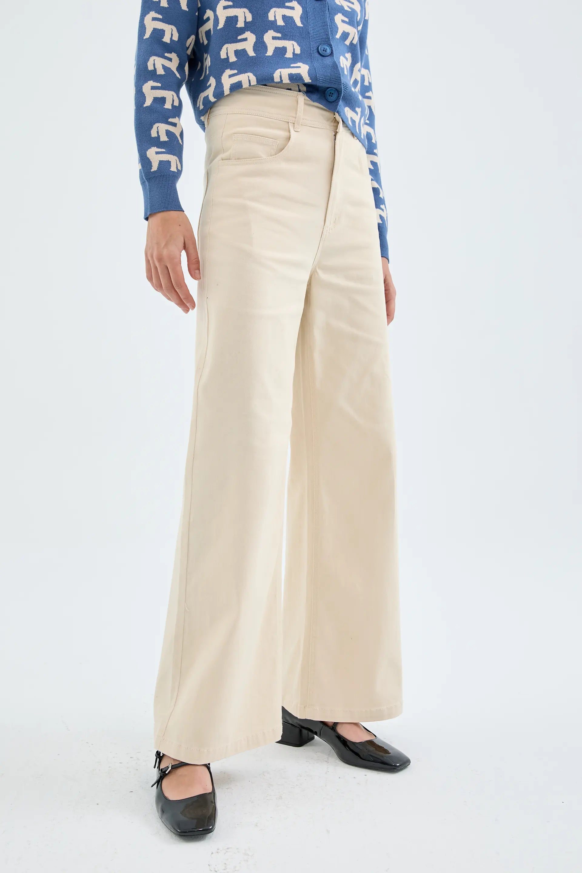 Jeans 2025 zampa bianchi