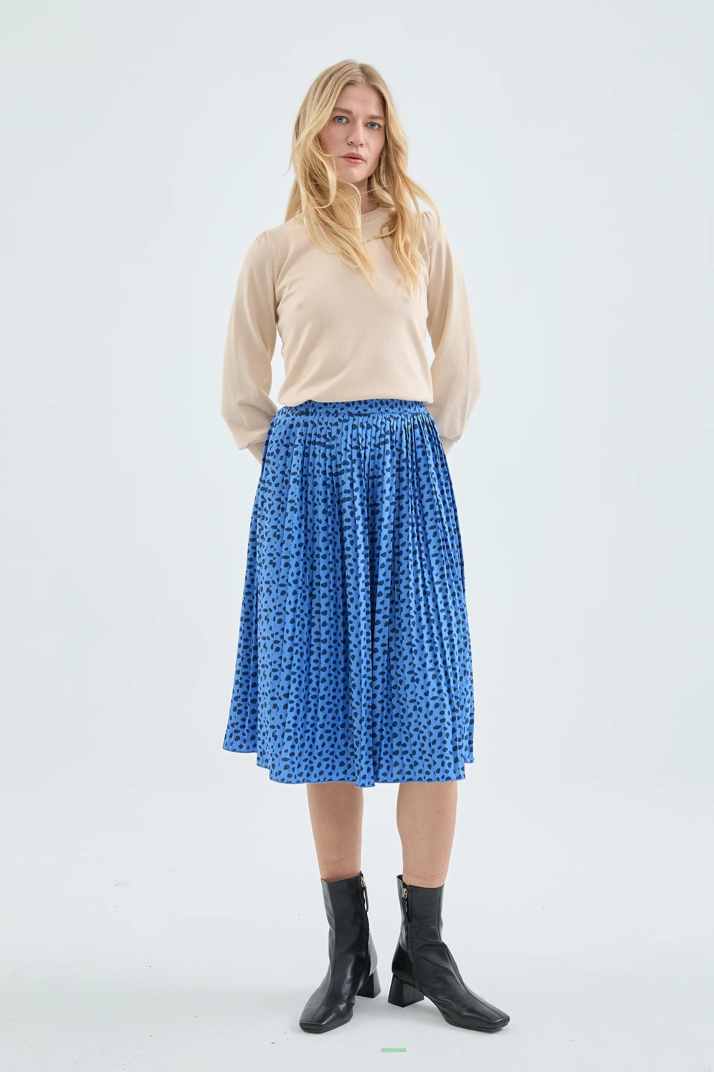 Blue Polka Dot Print Pleated Midi Skirt