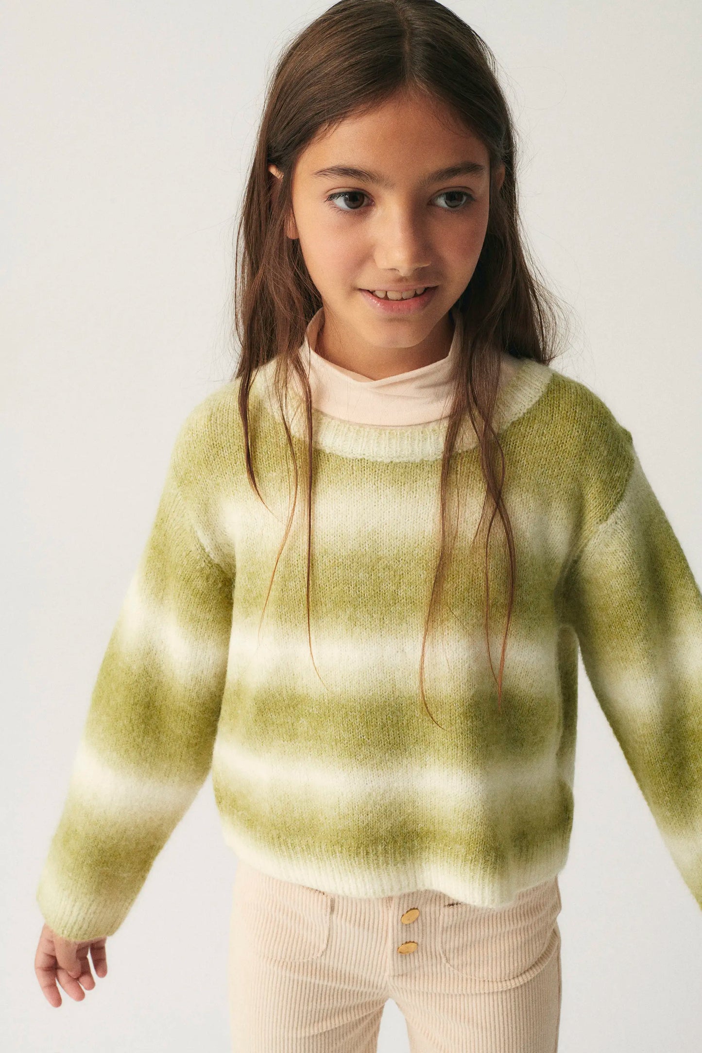 Jersey de niña crop con estampado de rayas verde