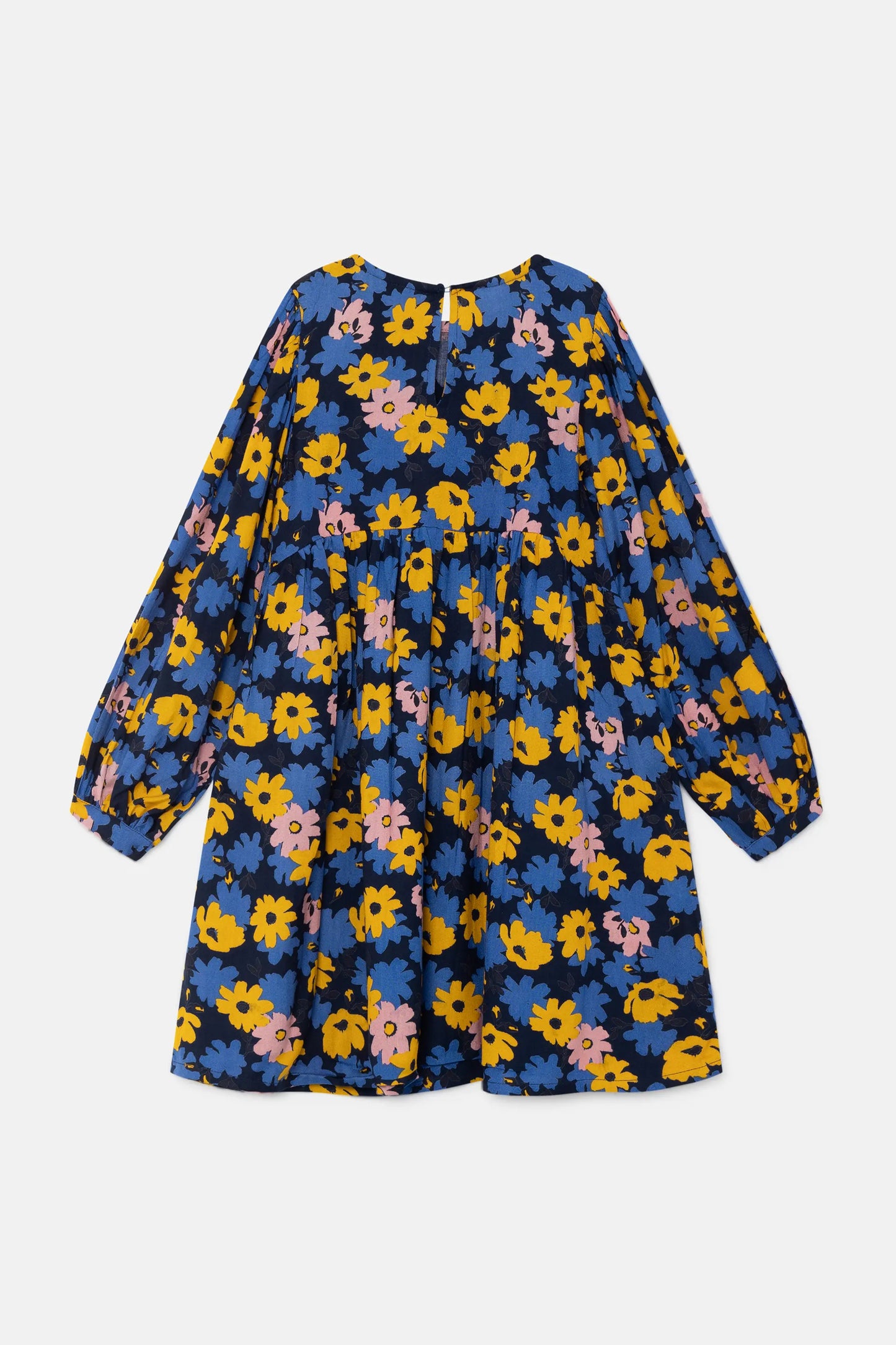 Vestido corto de niña con estampado floral