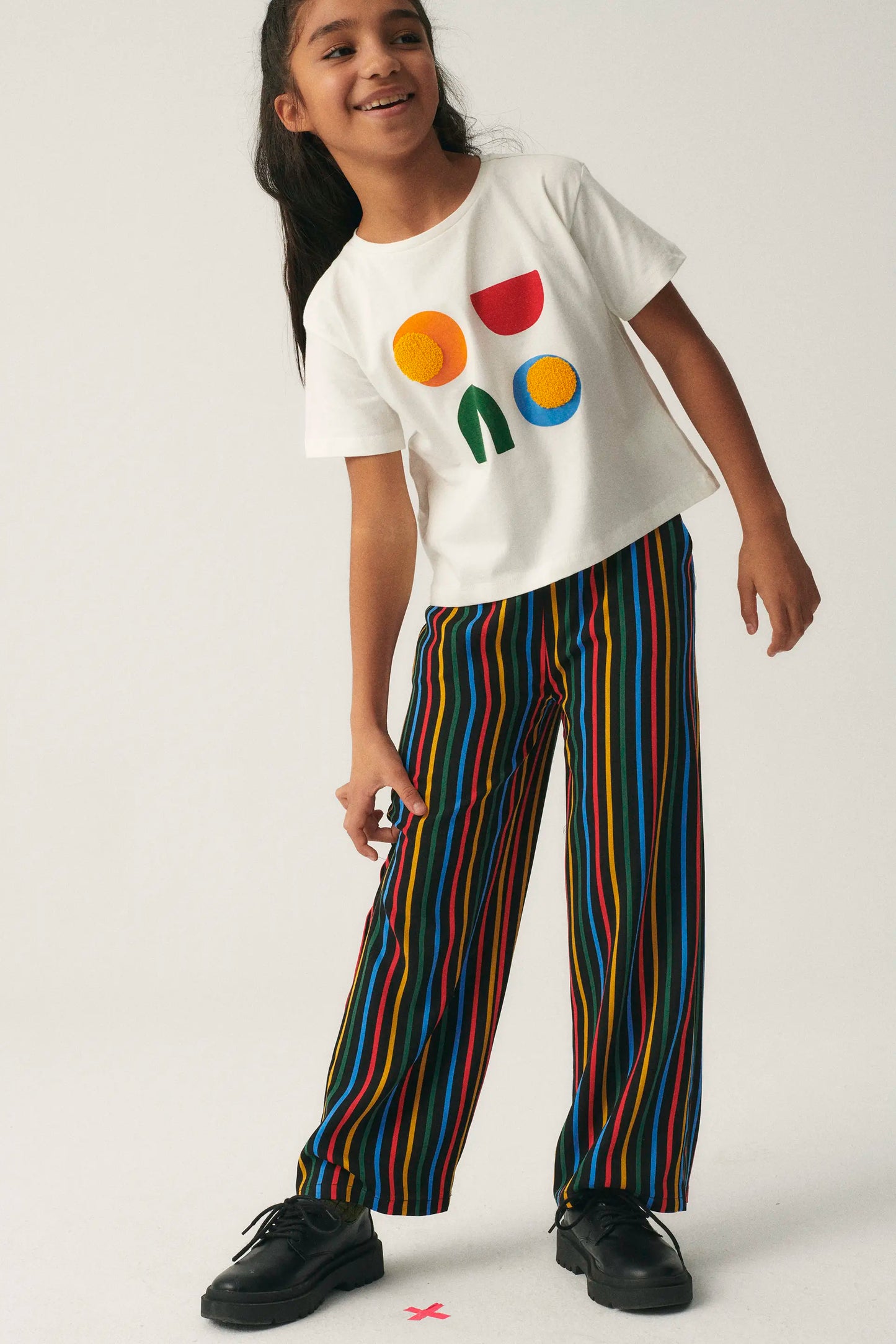 Camiseta unisex de algodón con gráfica geométrica