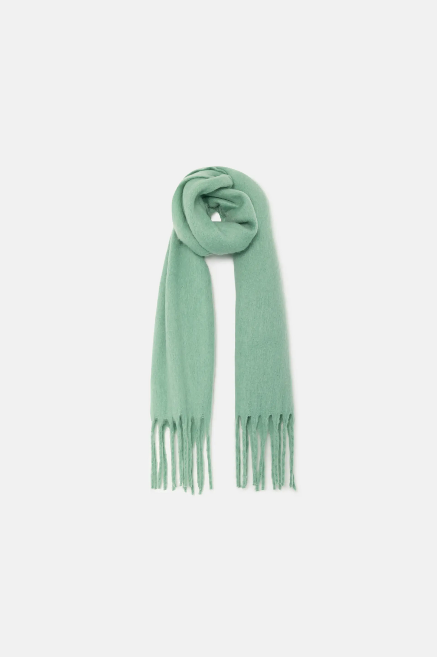 Long knitted scarf with blue fringes