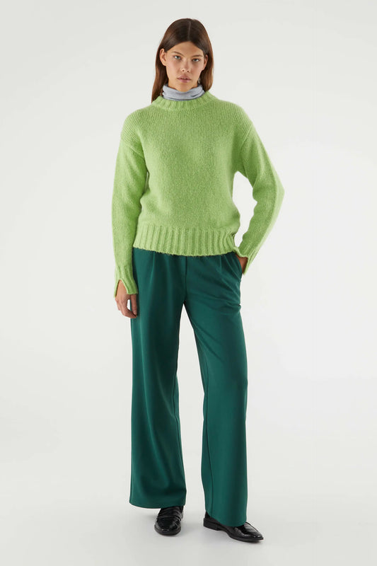 Pantalón de vestir con pinzas verde