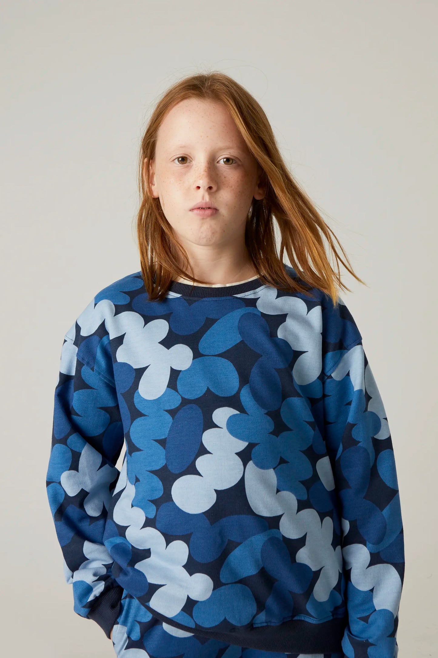 Unisex Blue Abstract Print Plush Sweatshirt