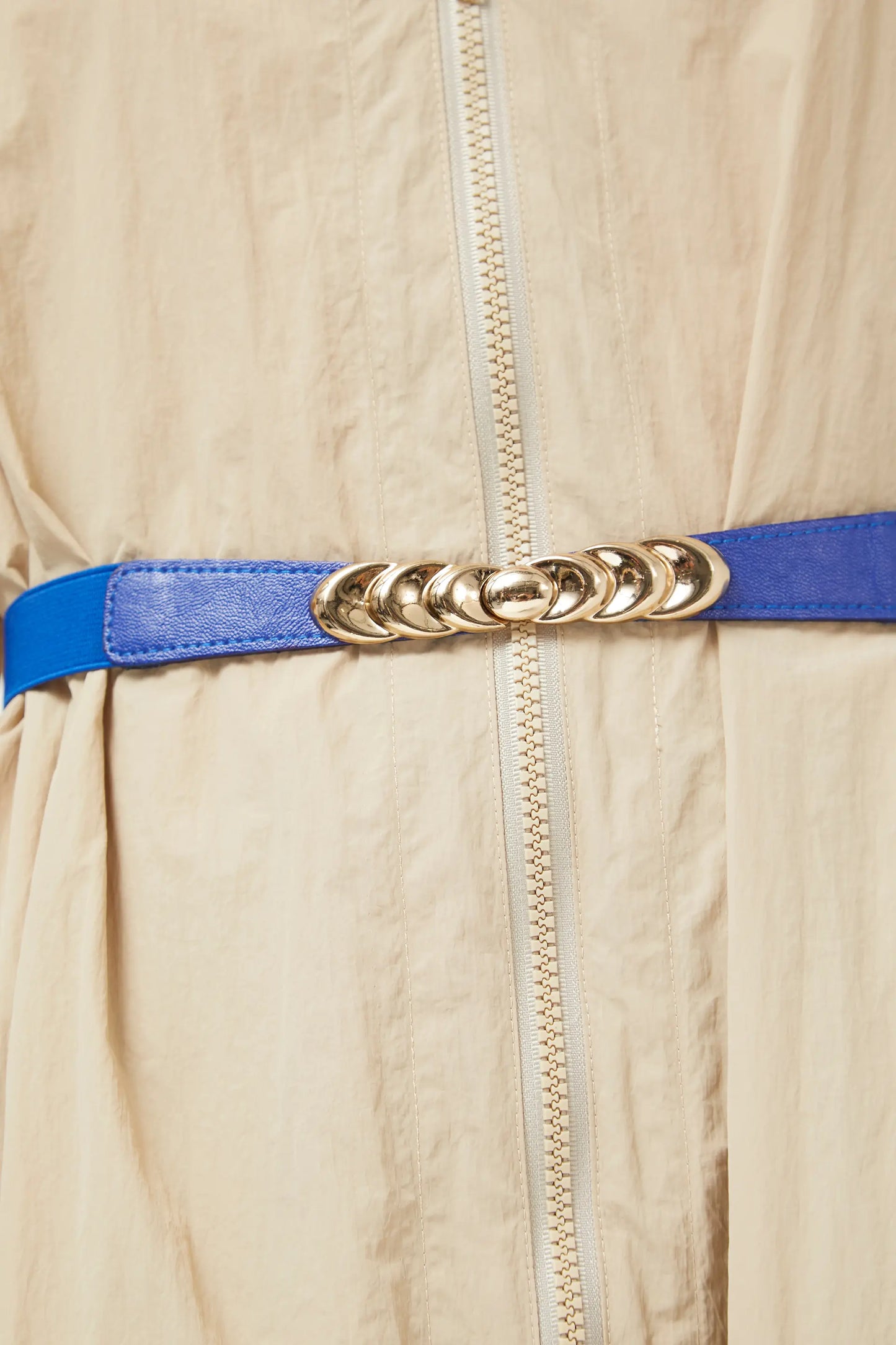 Cinturón hebilla ovalada azul