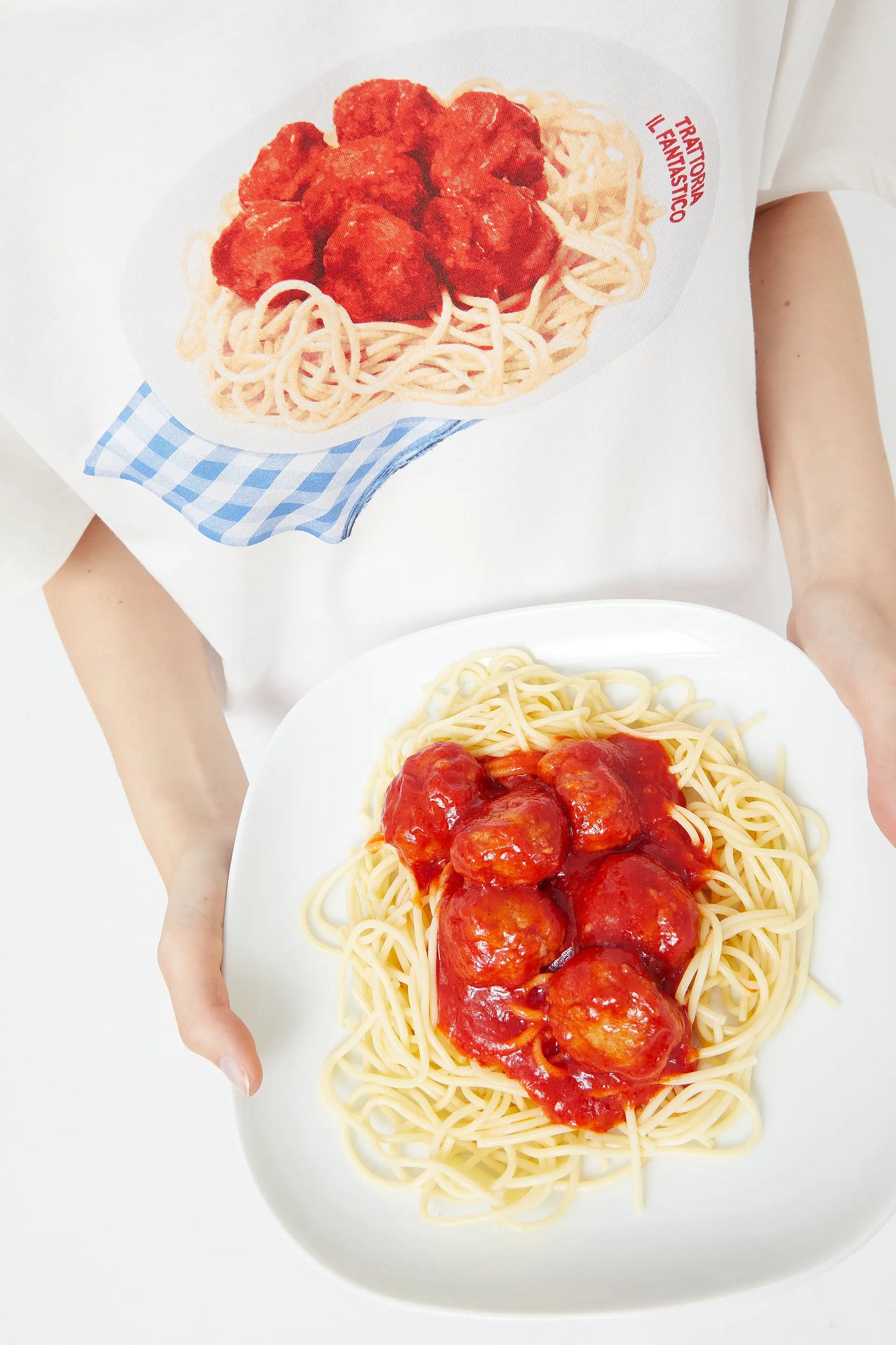 T-shirt bianca a maniche corte con spaghetti