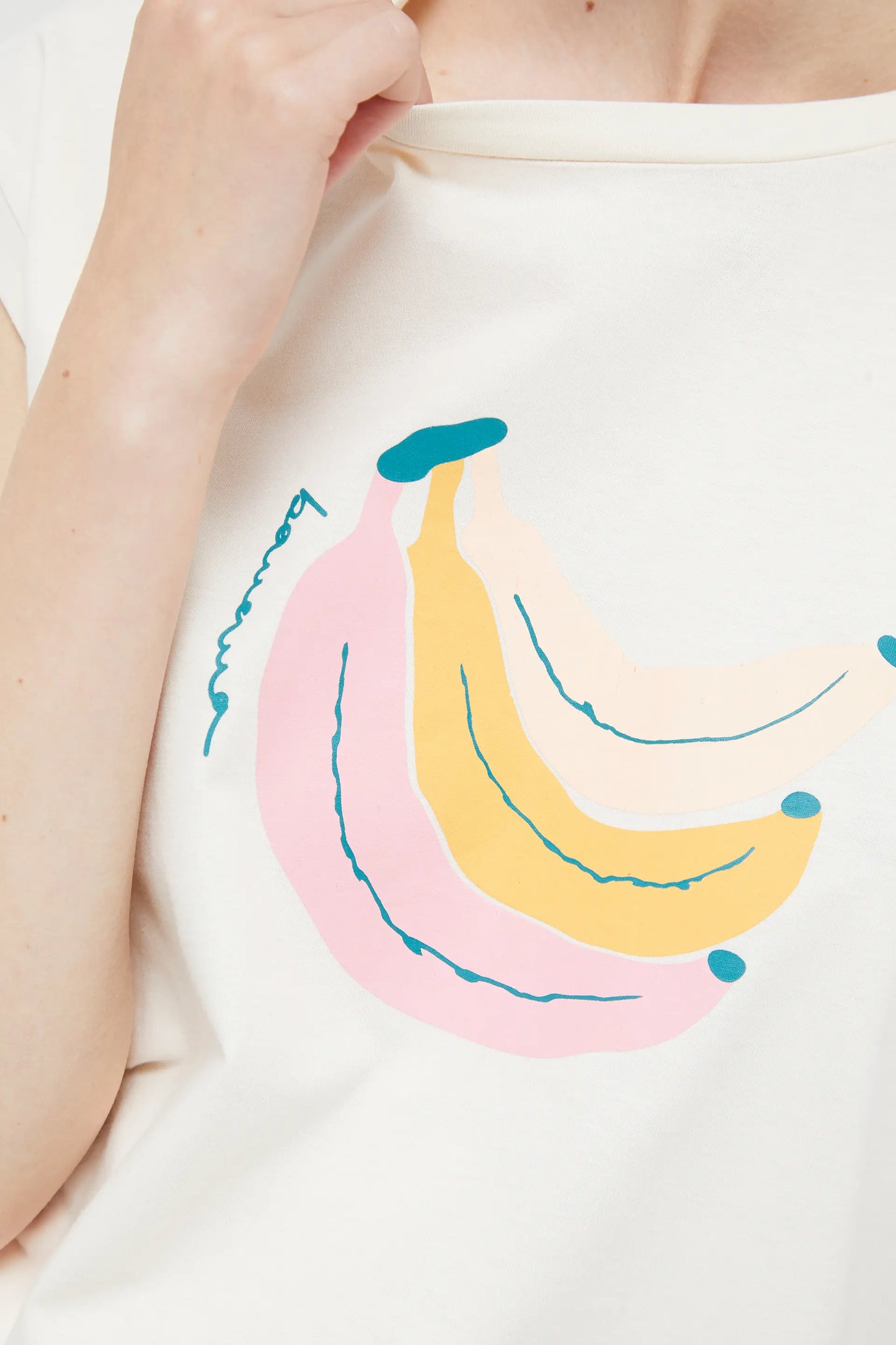 T-shirt bianca con stampa banane