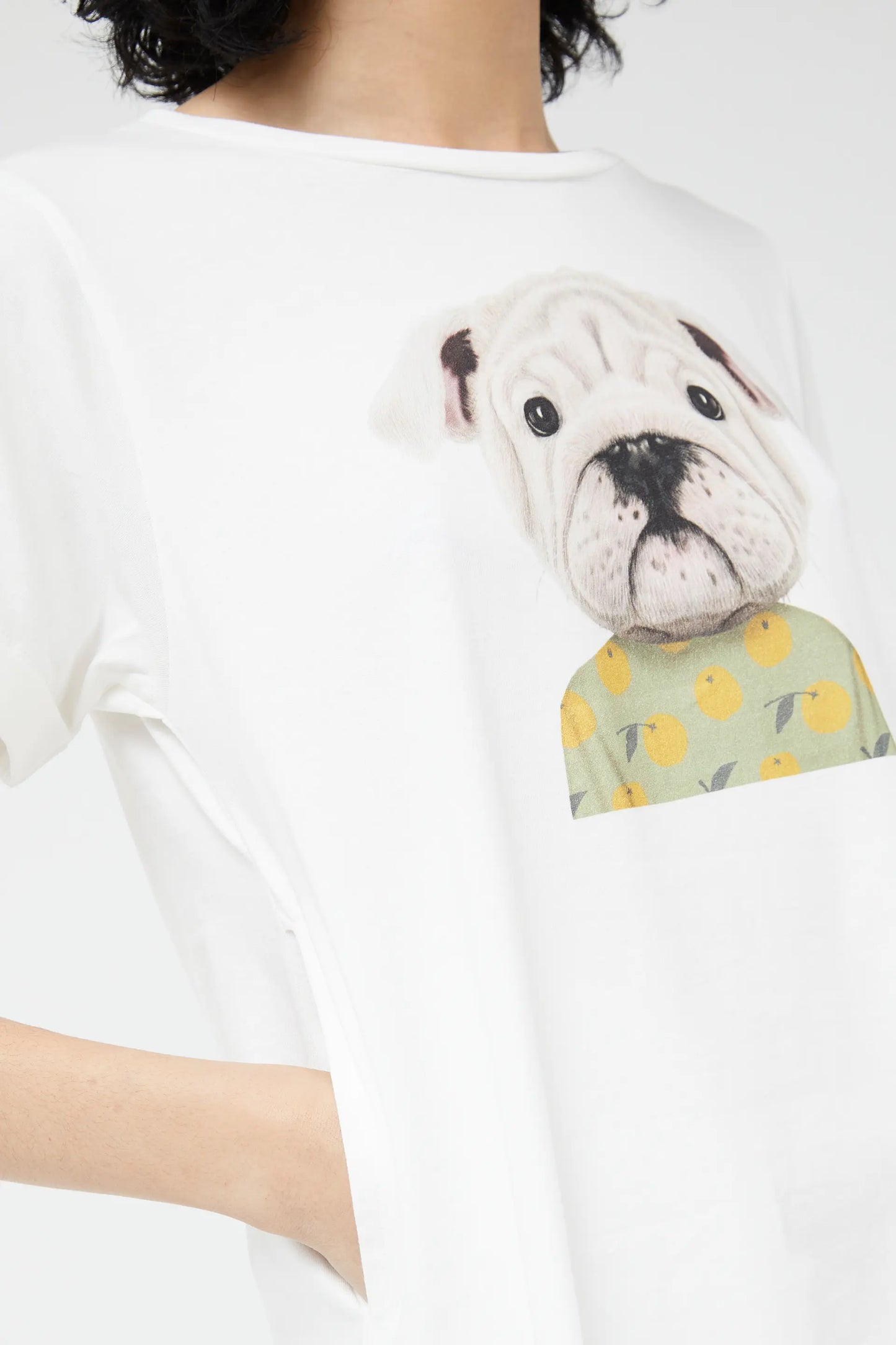 T-shirt bianca con stampa di cani