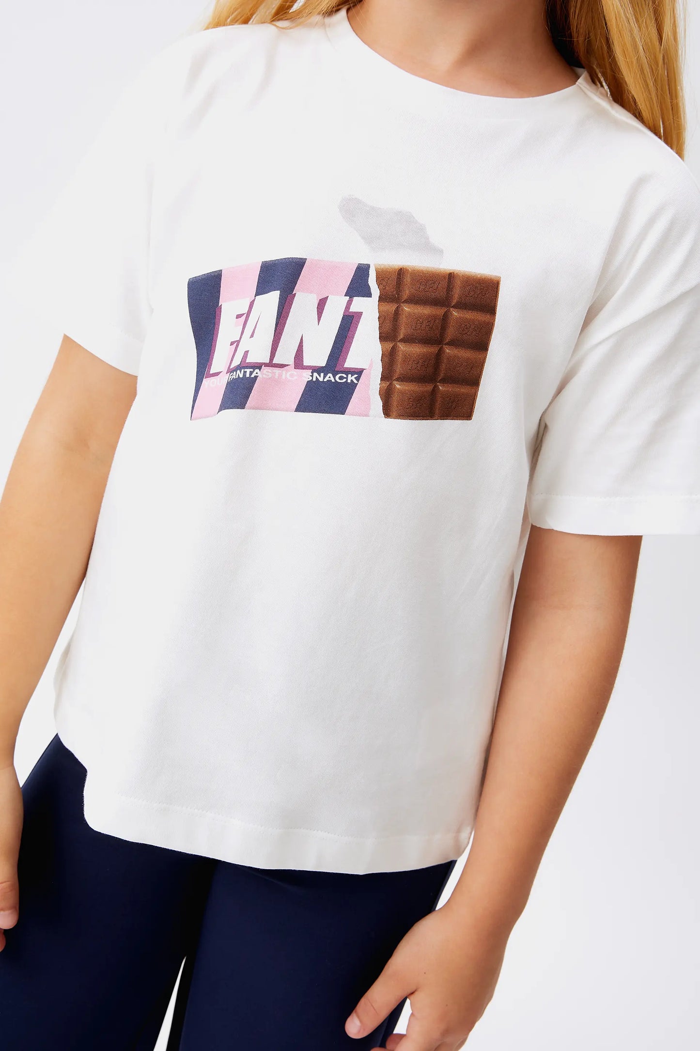 T-shirt unisex color cioccolato bianco