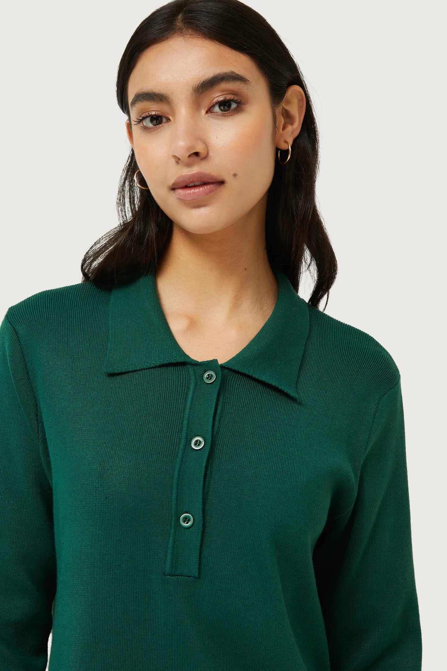 Short dress with green polo collar