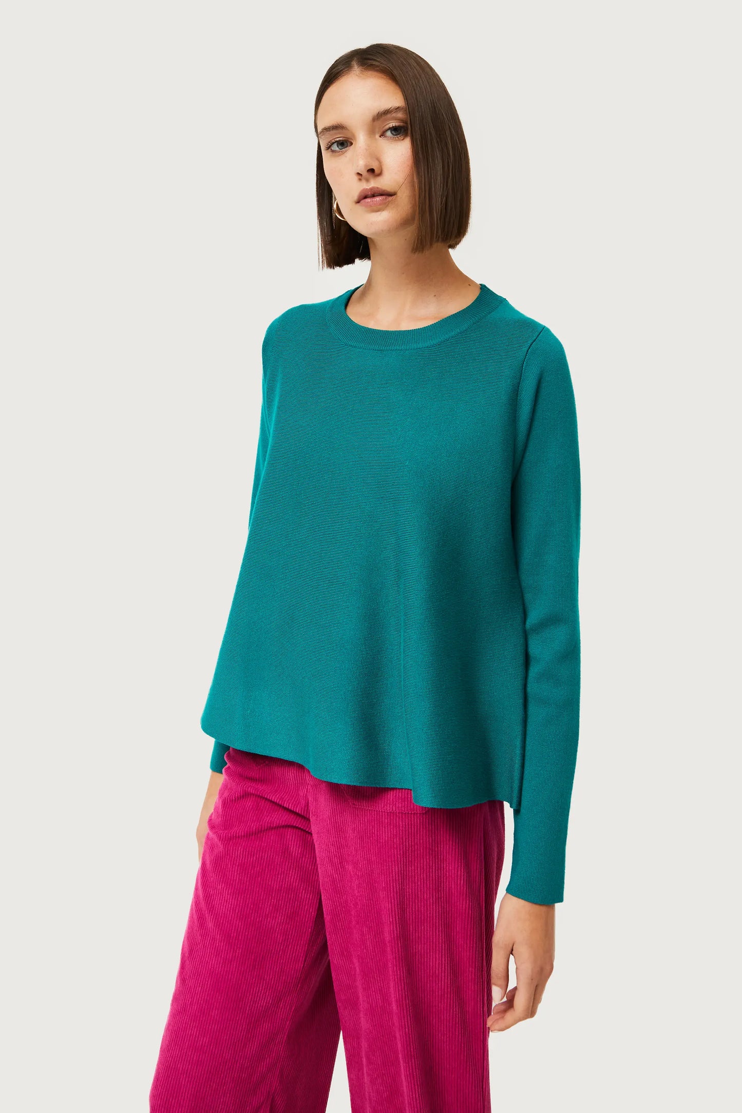 Maglione svasato blu in maglia