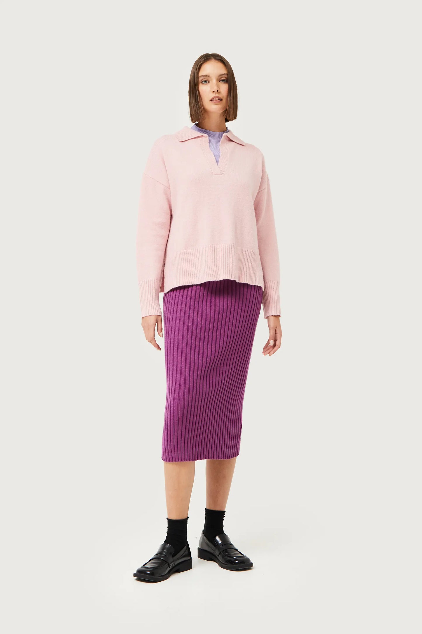 Purple knitted midi skirt