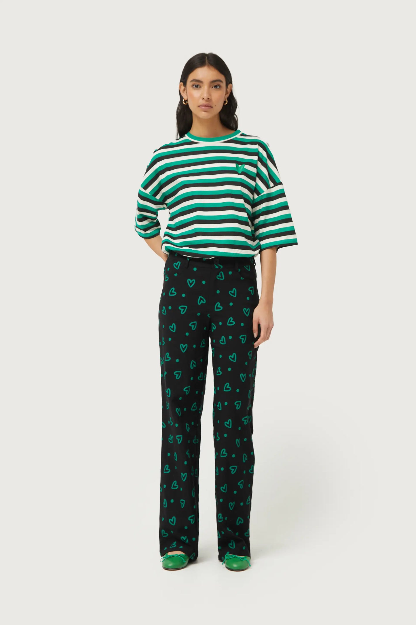 Straight pants with green heart print