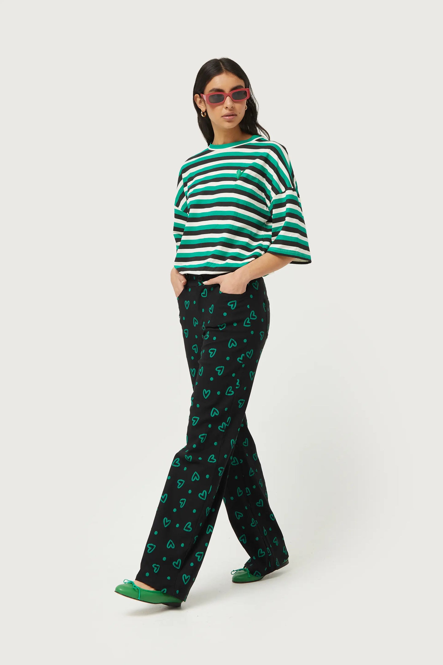 Straight pants with green heart print