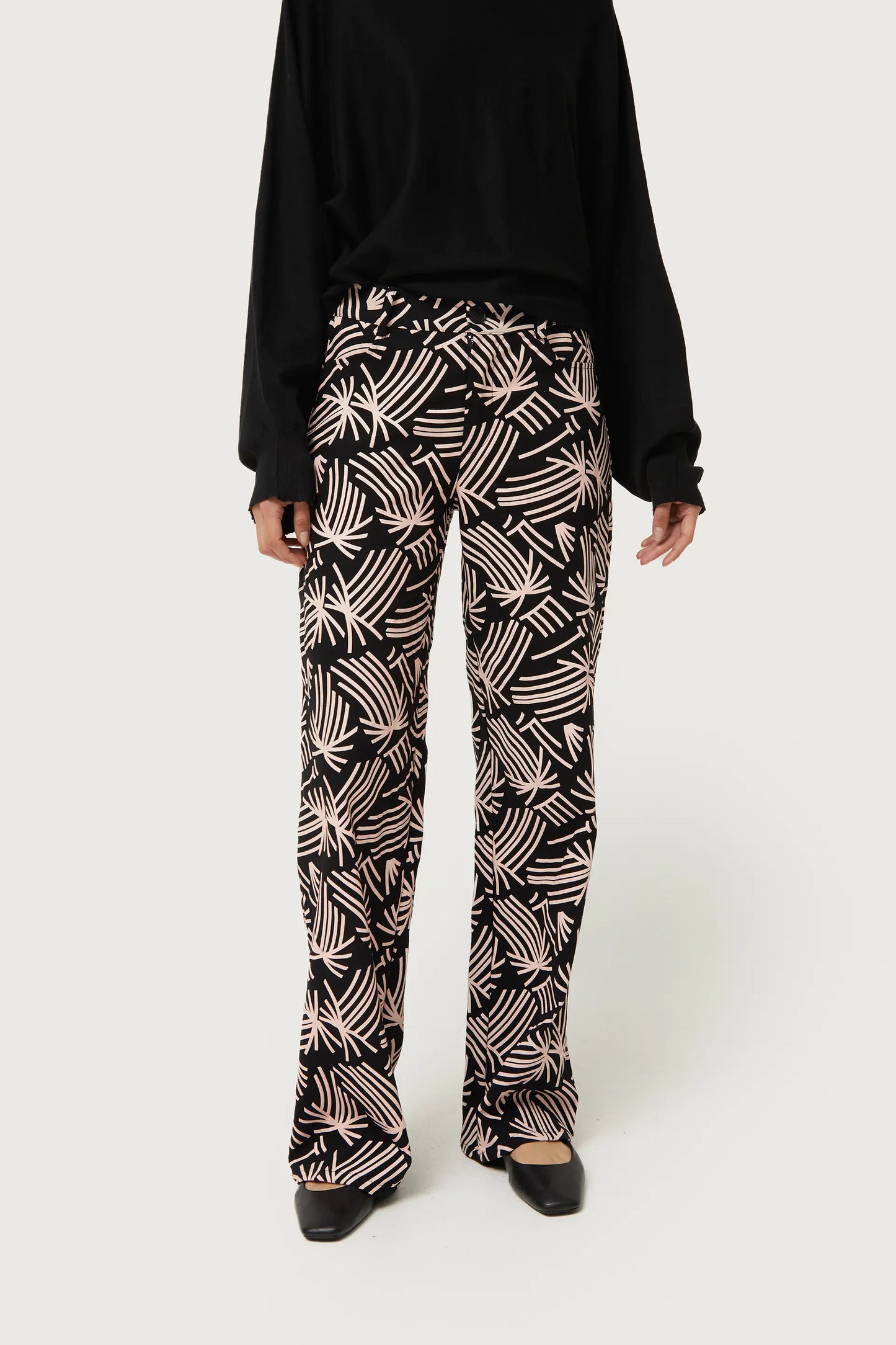 Straight pants with abstract Phoenix print