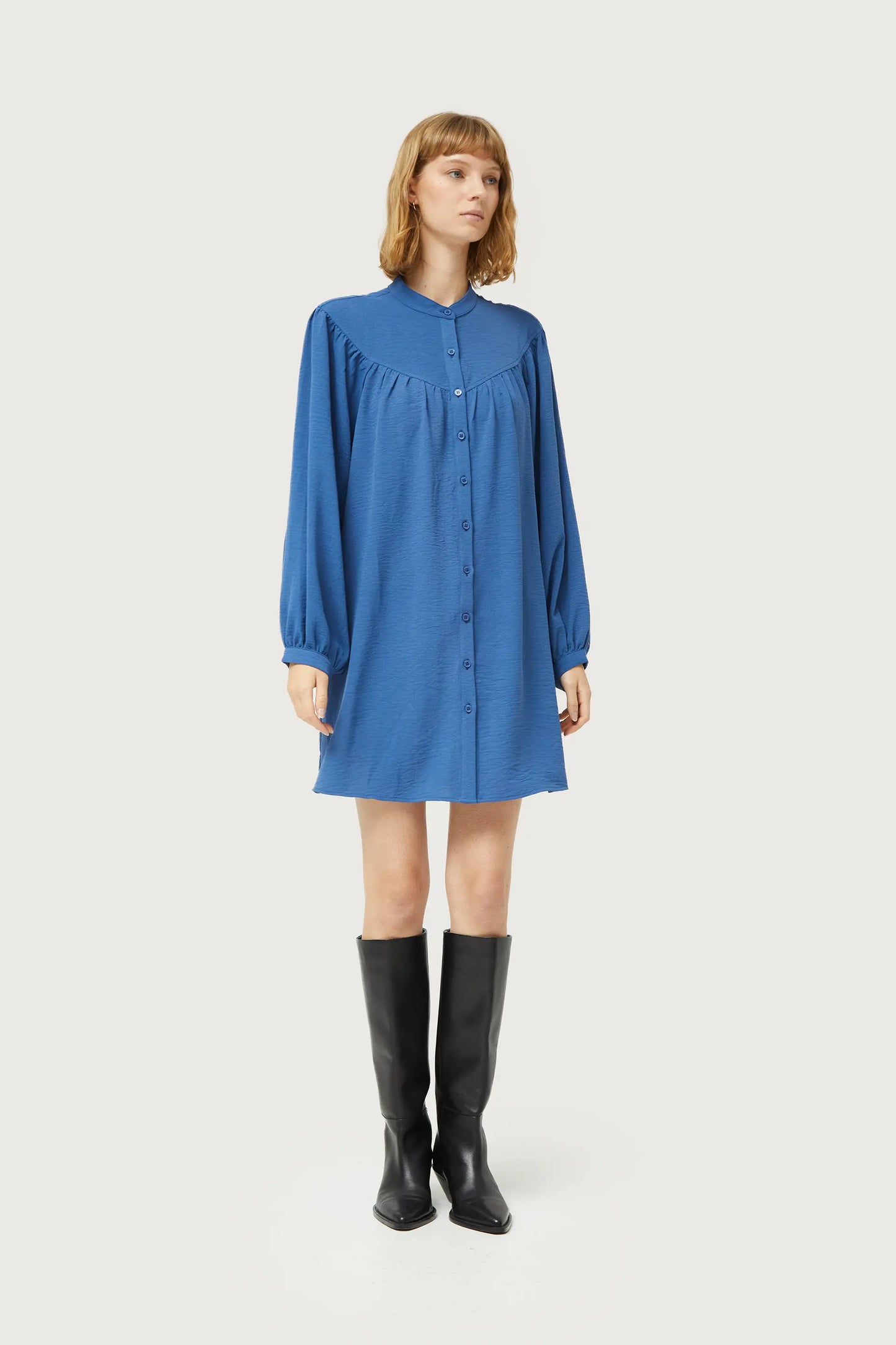 Short blue mandarin collar dress