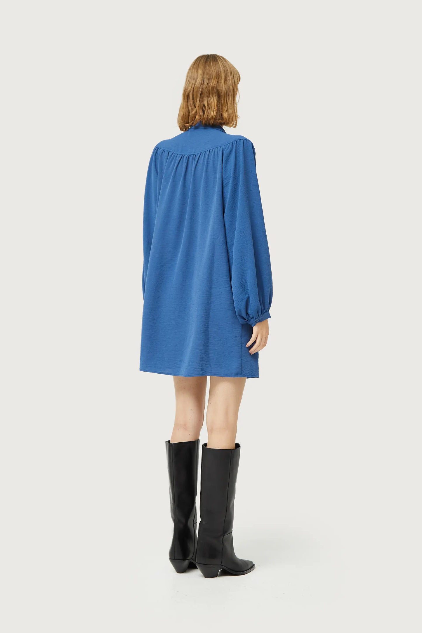 Short blue mandarin collar dress