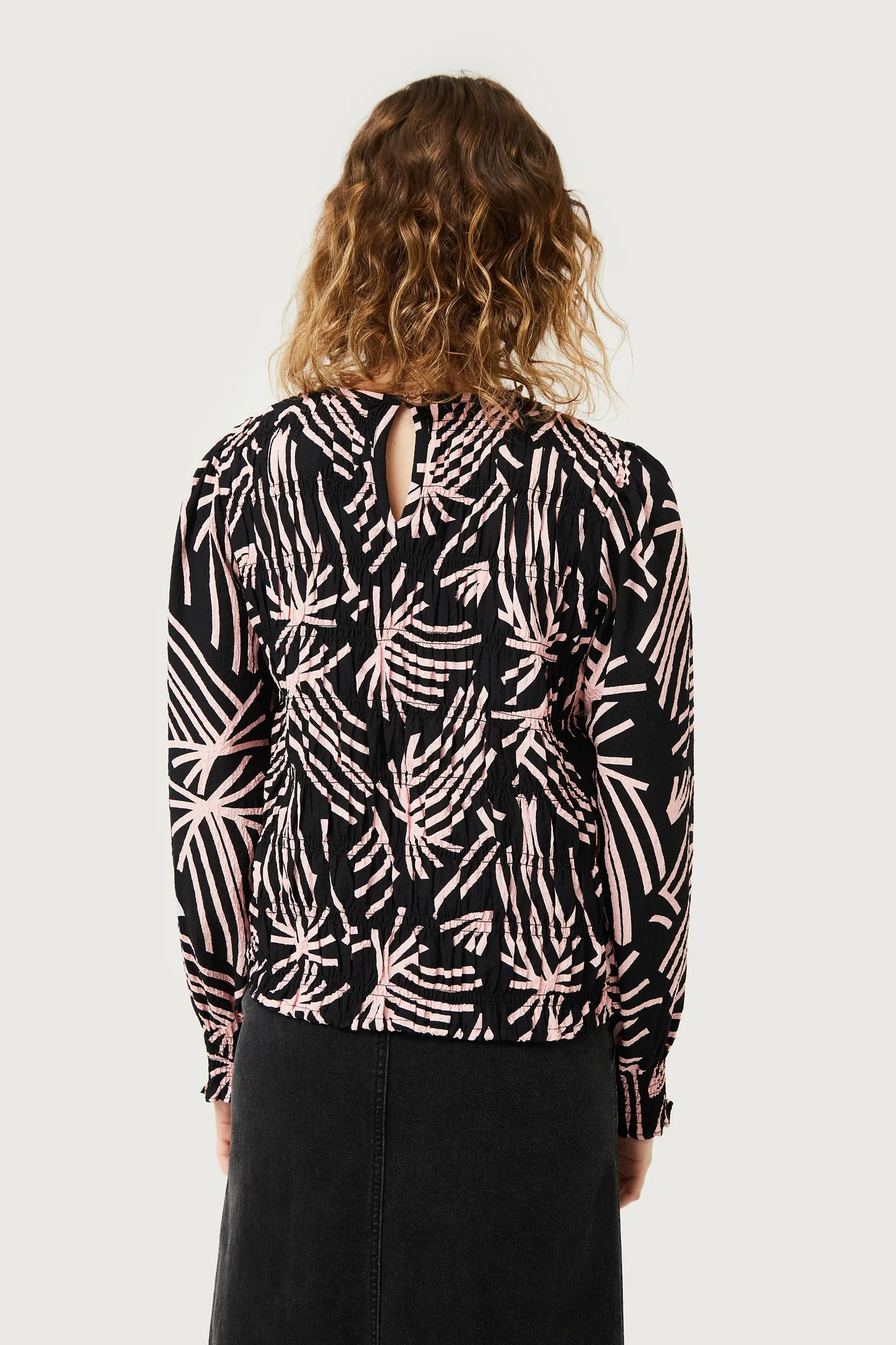 Phoenix abstract print honeycomb top