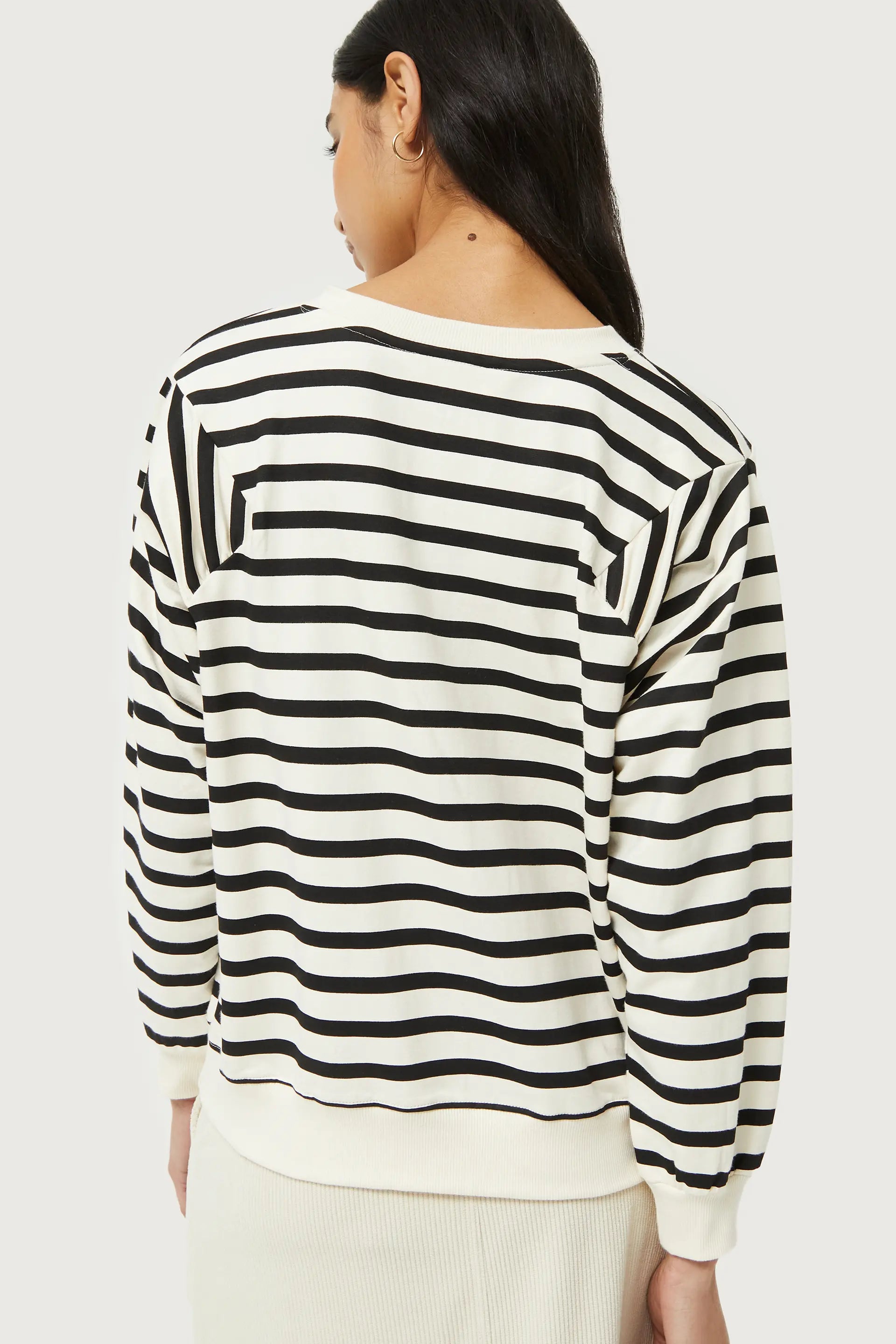 Black white striped sweatshirt shop