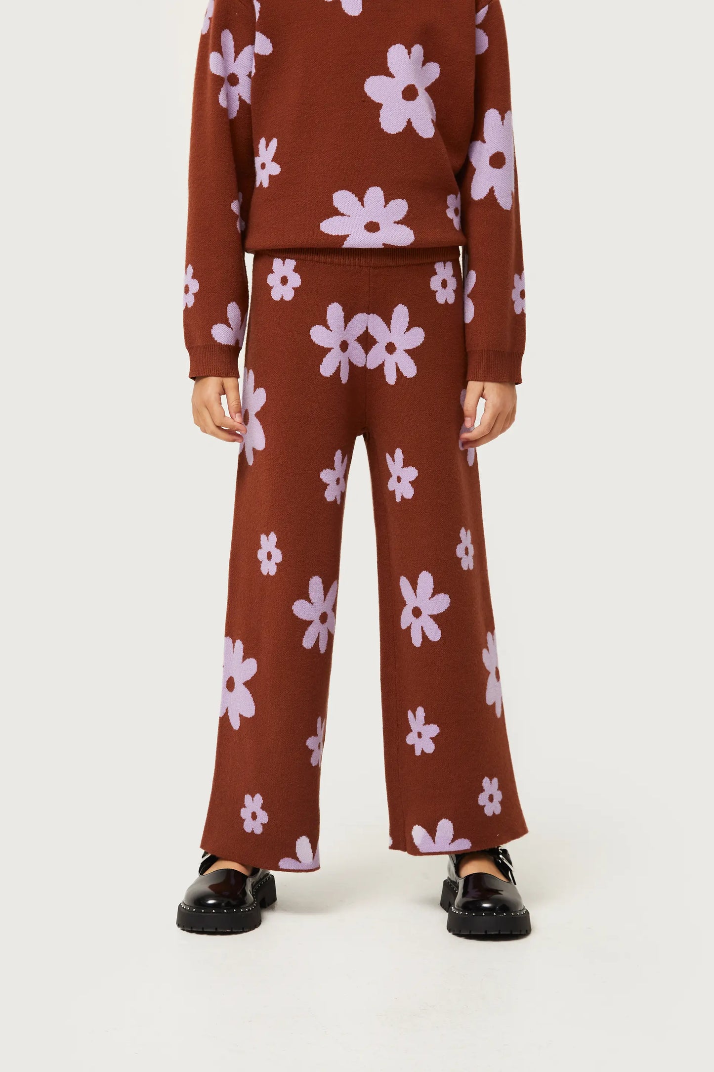 Girl's brown flower print knit pants