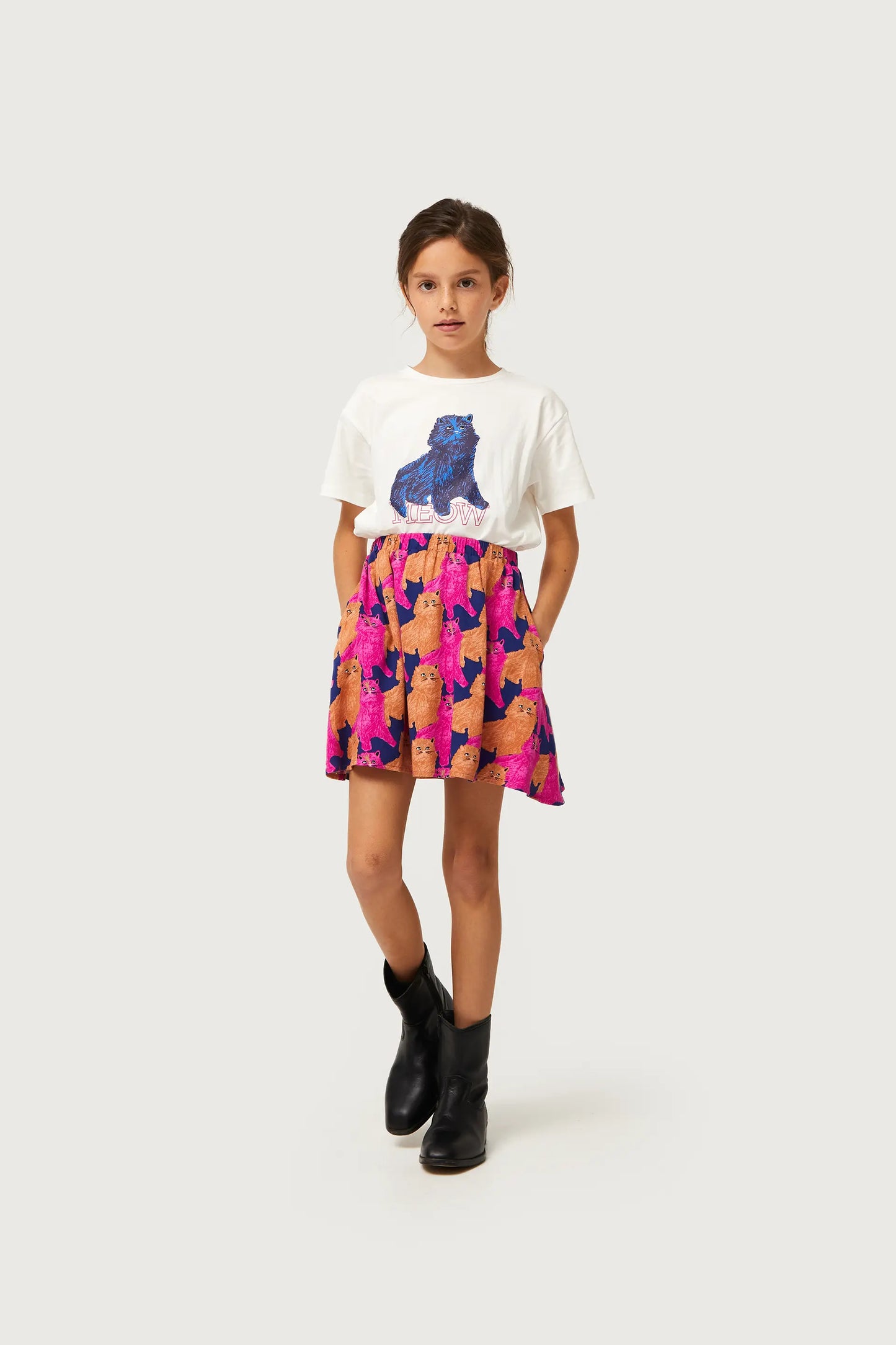 Girl's short skirt with cat print