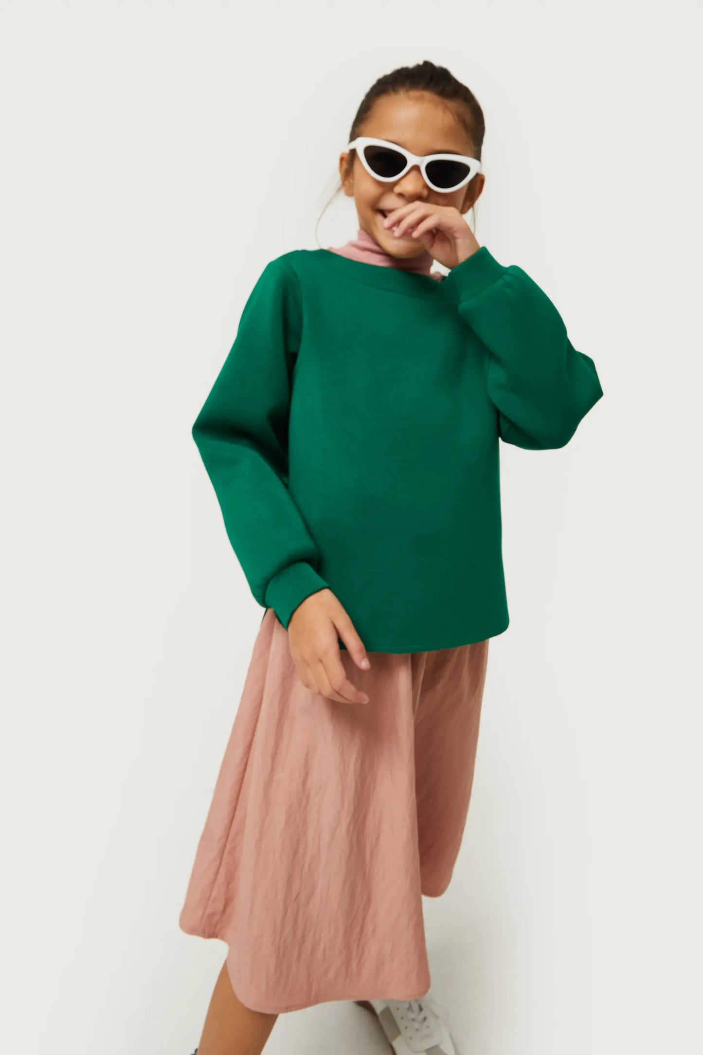 Green neoprene girl's sweatshirt